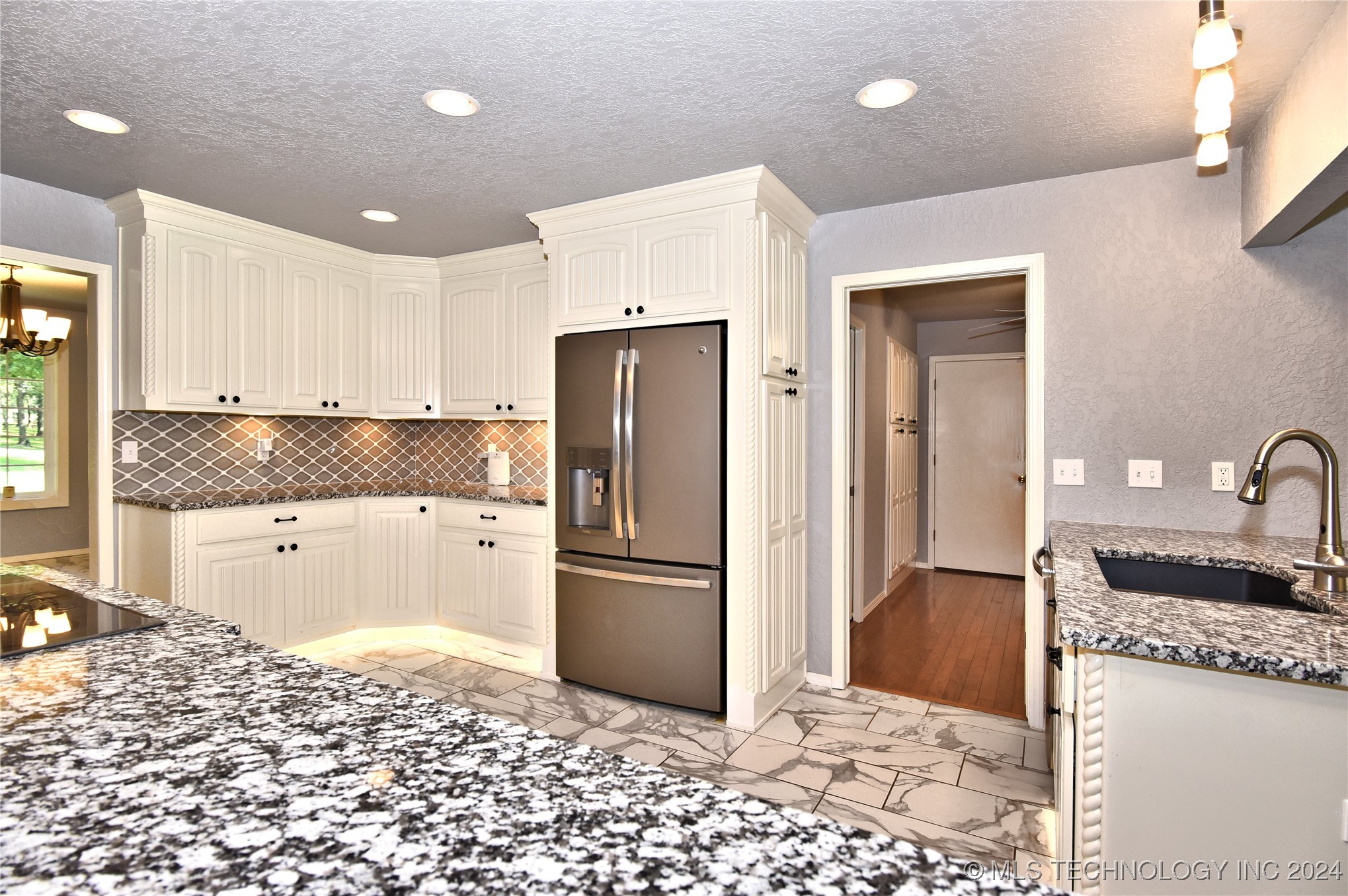 8362 W Valley View Drive Property Photo 54