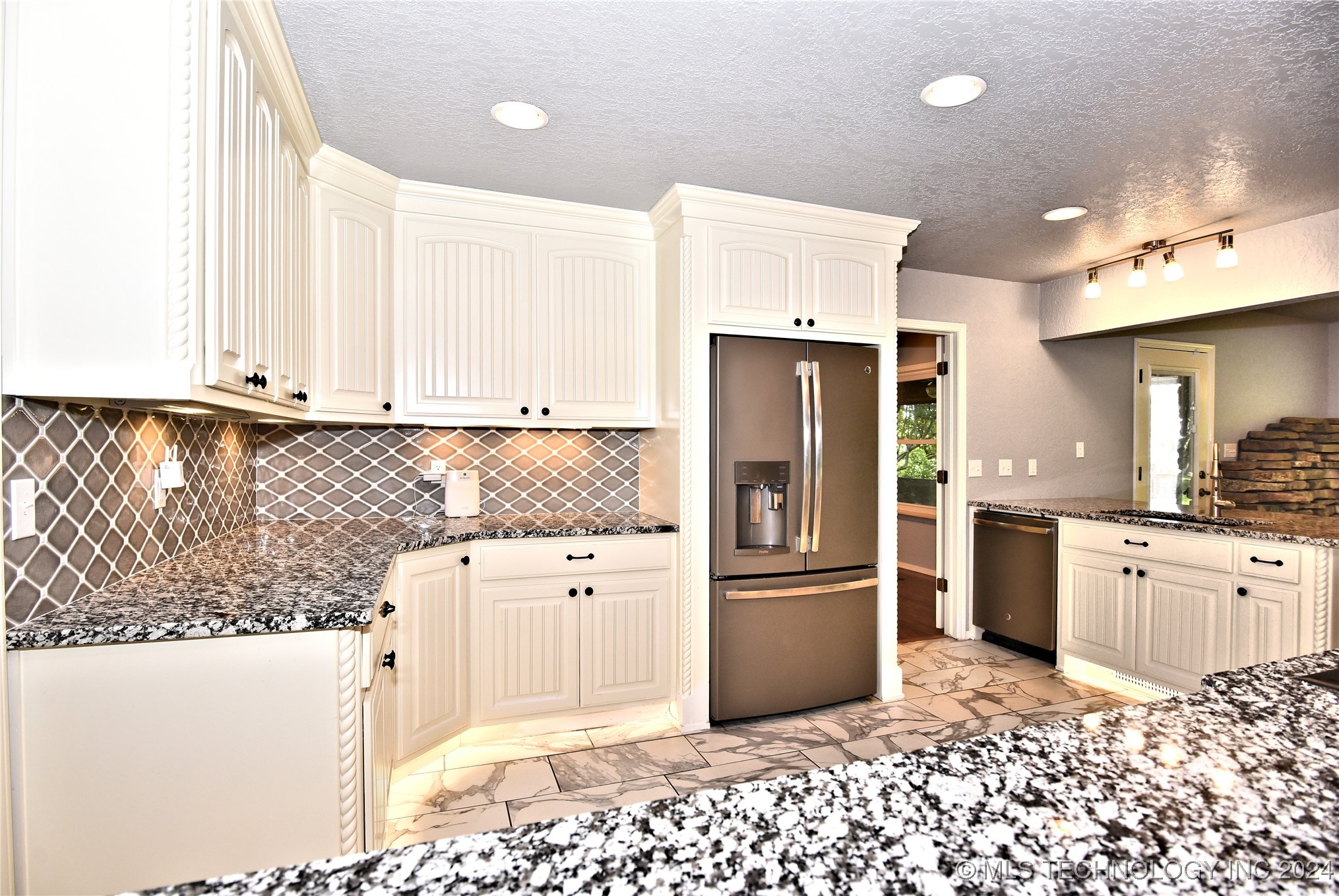 8362 W Valley View Drive Property Photo 55