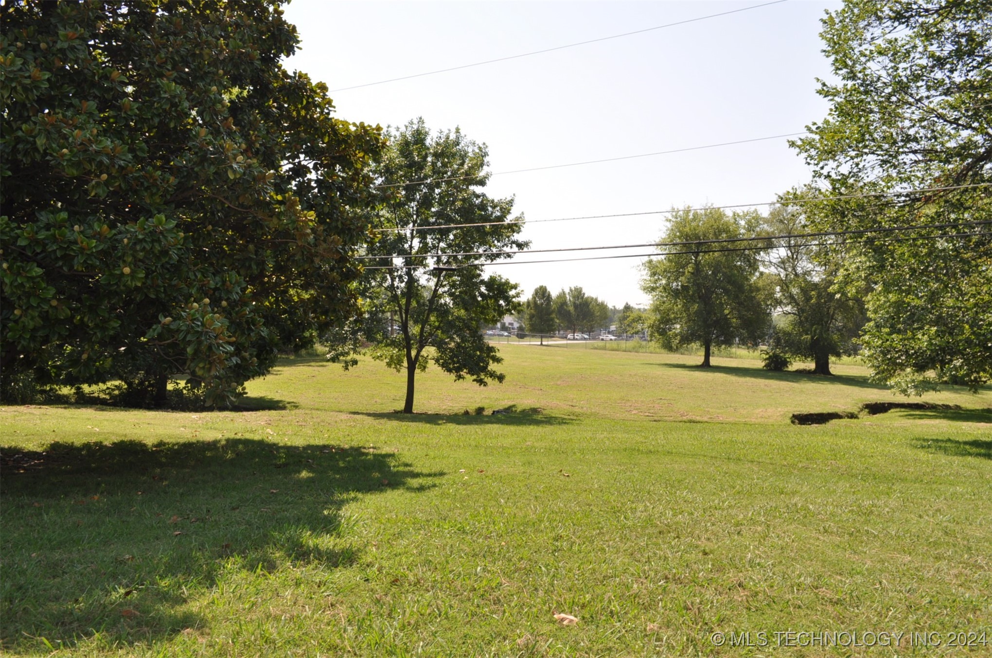 15702 E King Street Property Photo 22