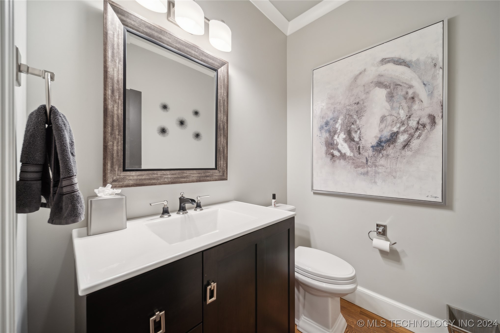 2336 E 17th Street Property Photo 55