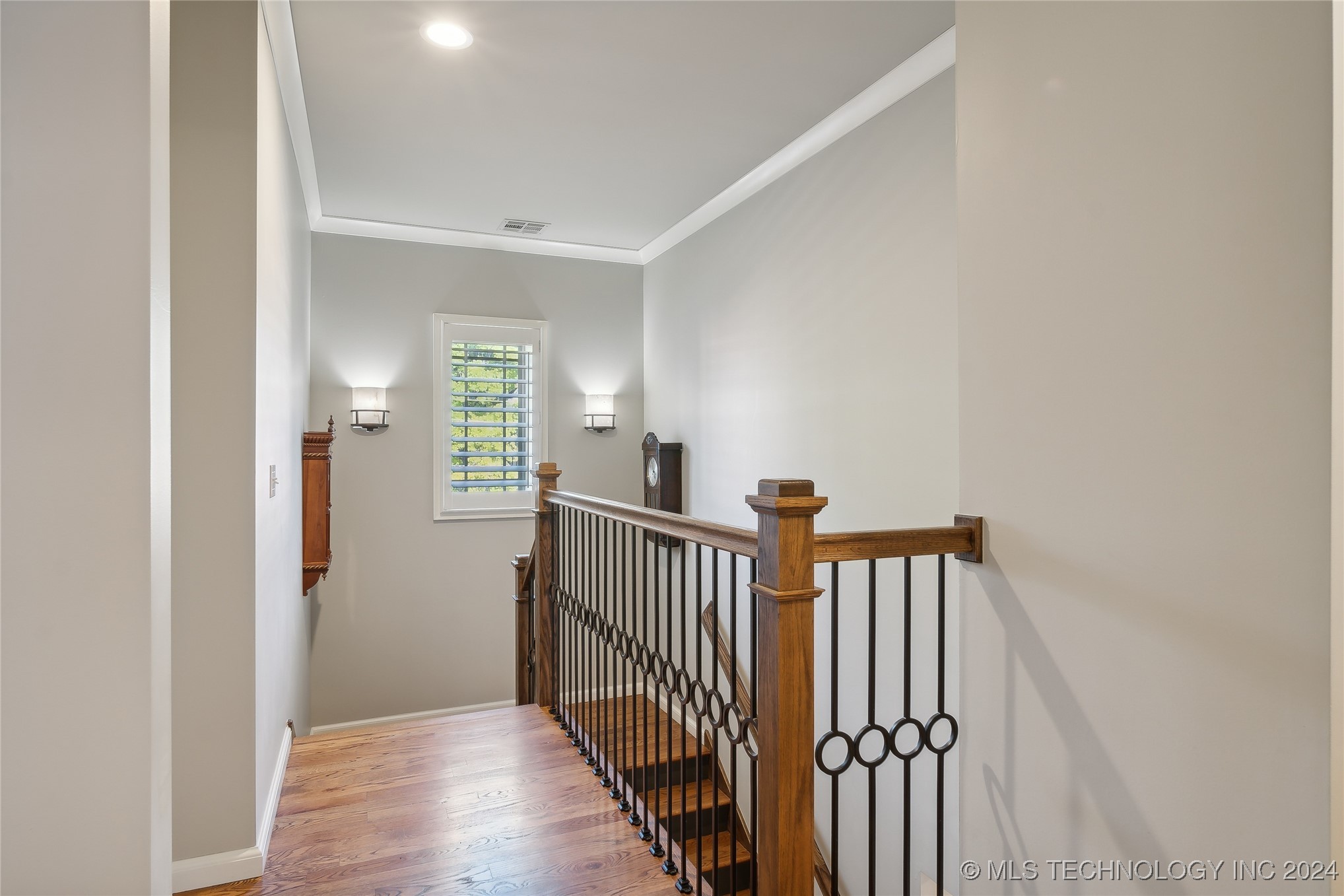 2336 E 17th Street Property Photo 56