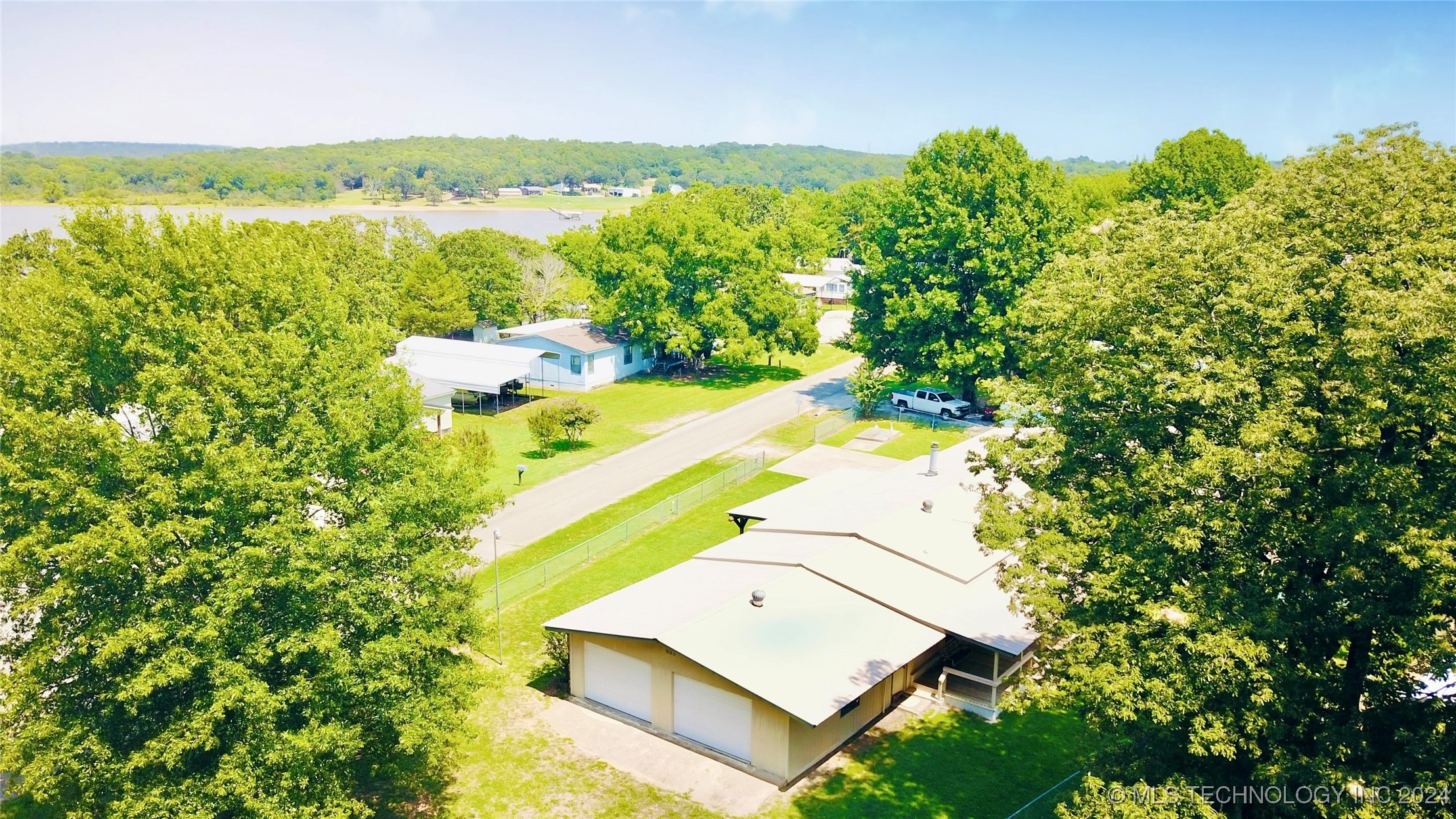 417614 E 1123 Road Property Photo 10