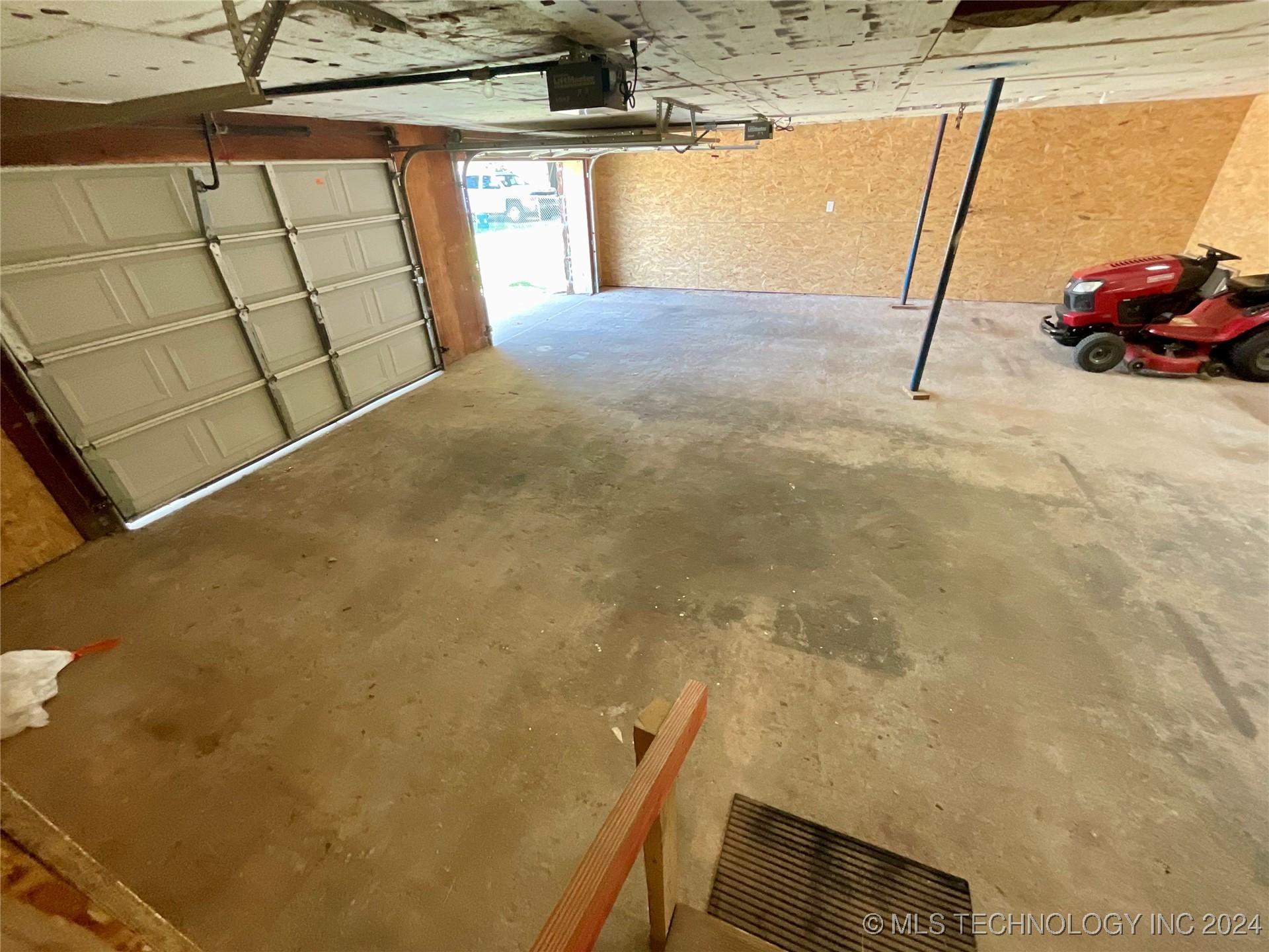 417614 E 1123 Road Property Photo 35
