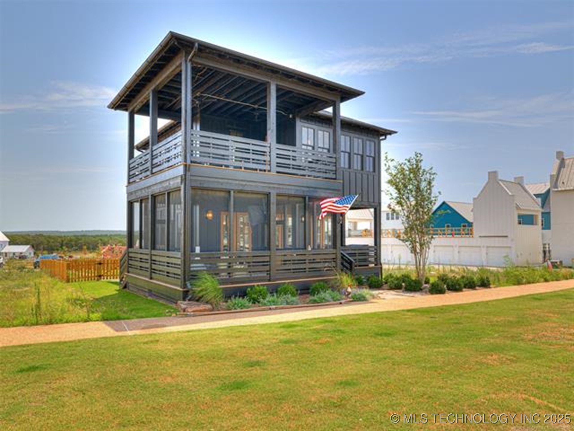 46 Redbud Street Property Photo 11