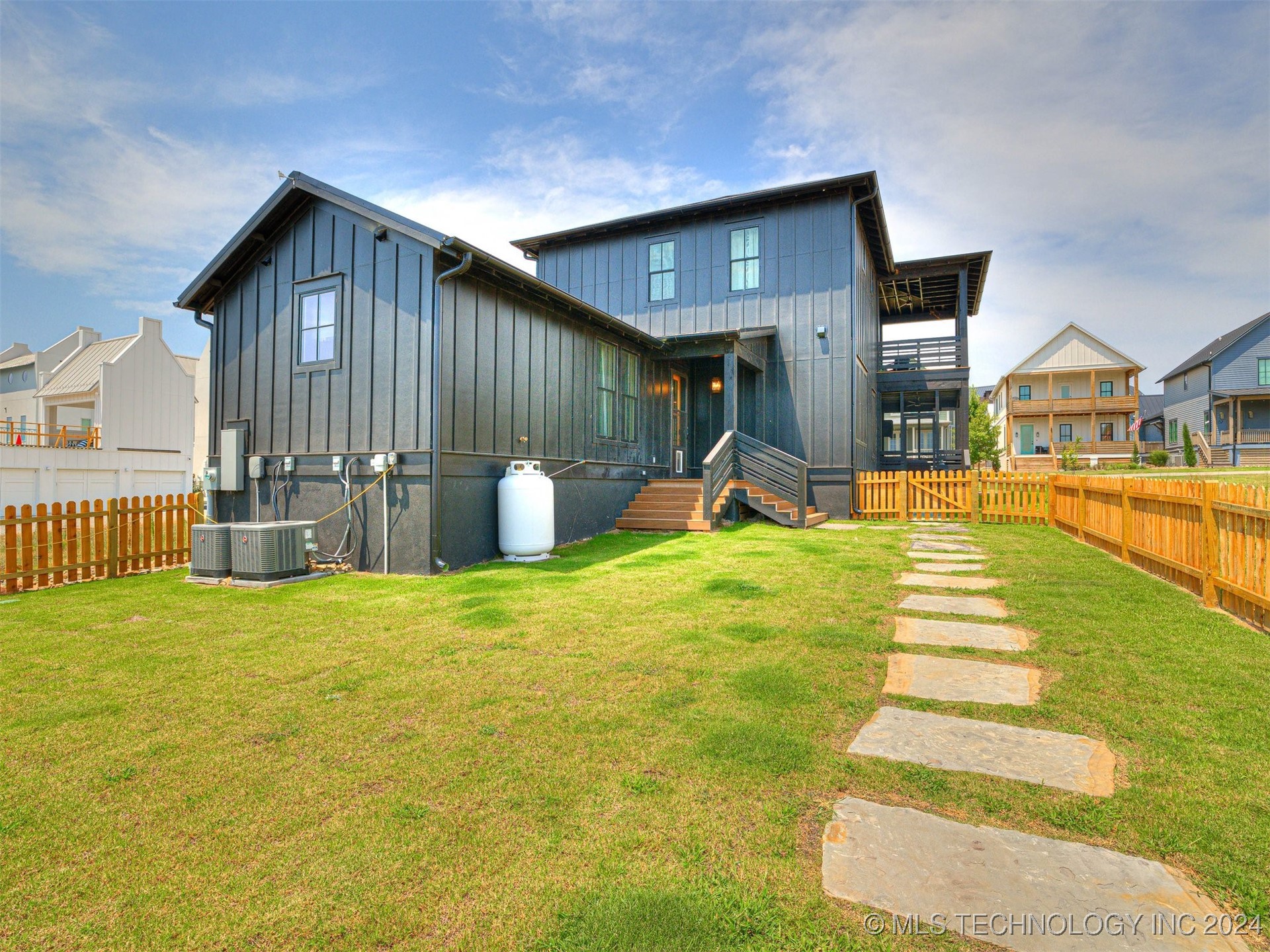 46 Redbud Street Property Photo 63