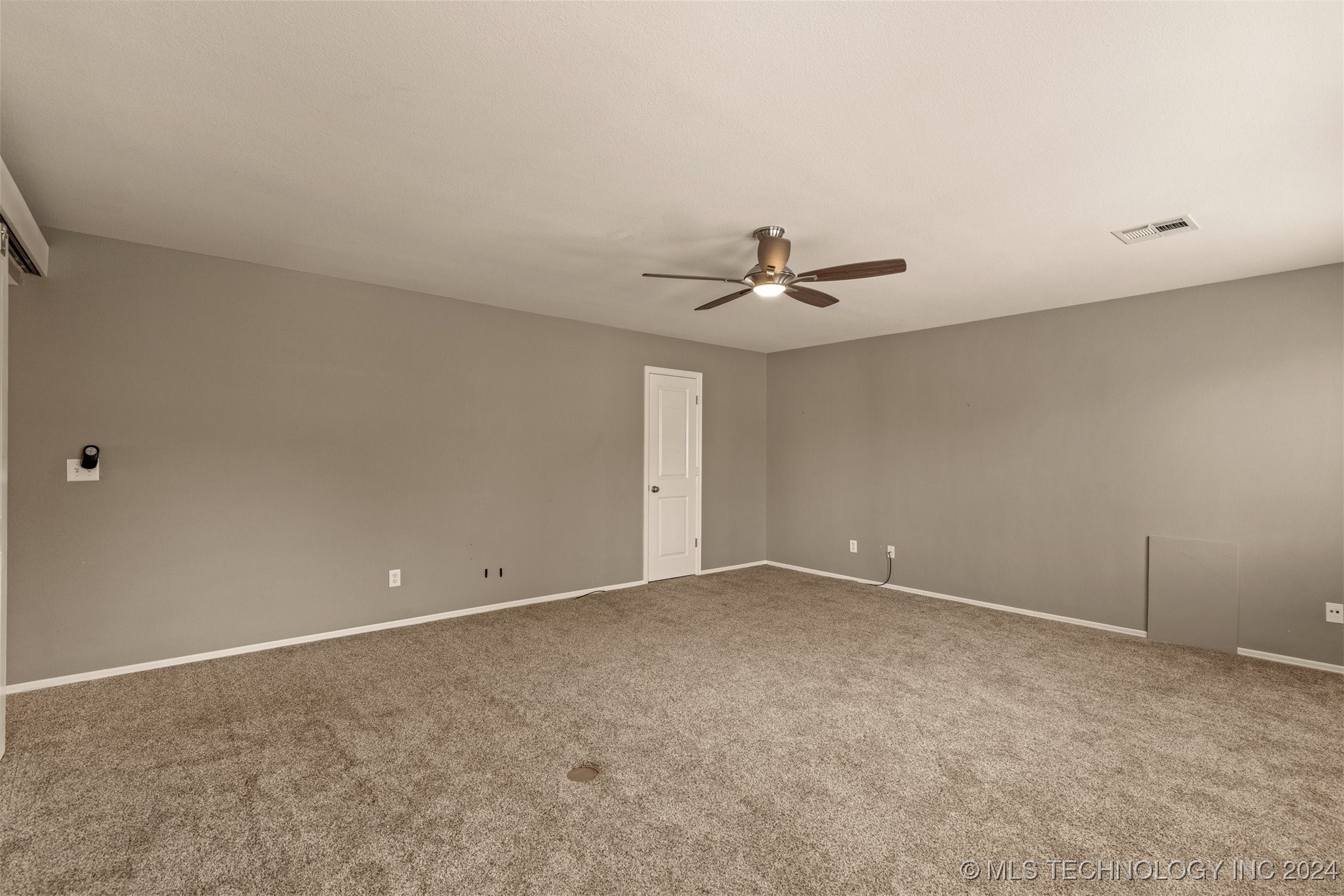 10304 N 143rd East Avenue Property Photo 46