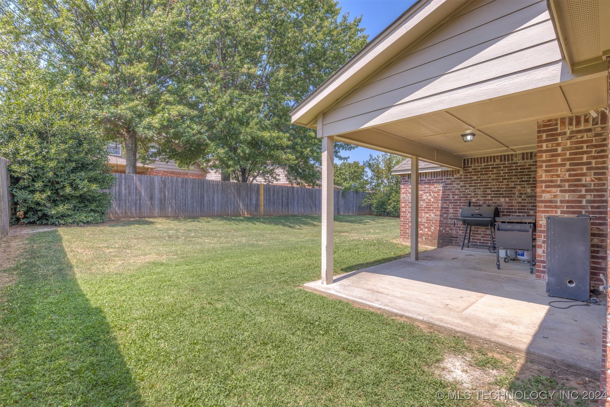 10304 N 143rd East Avenue Property Photo 49