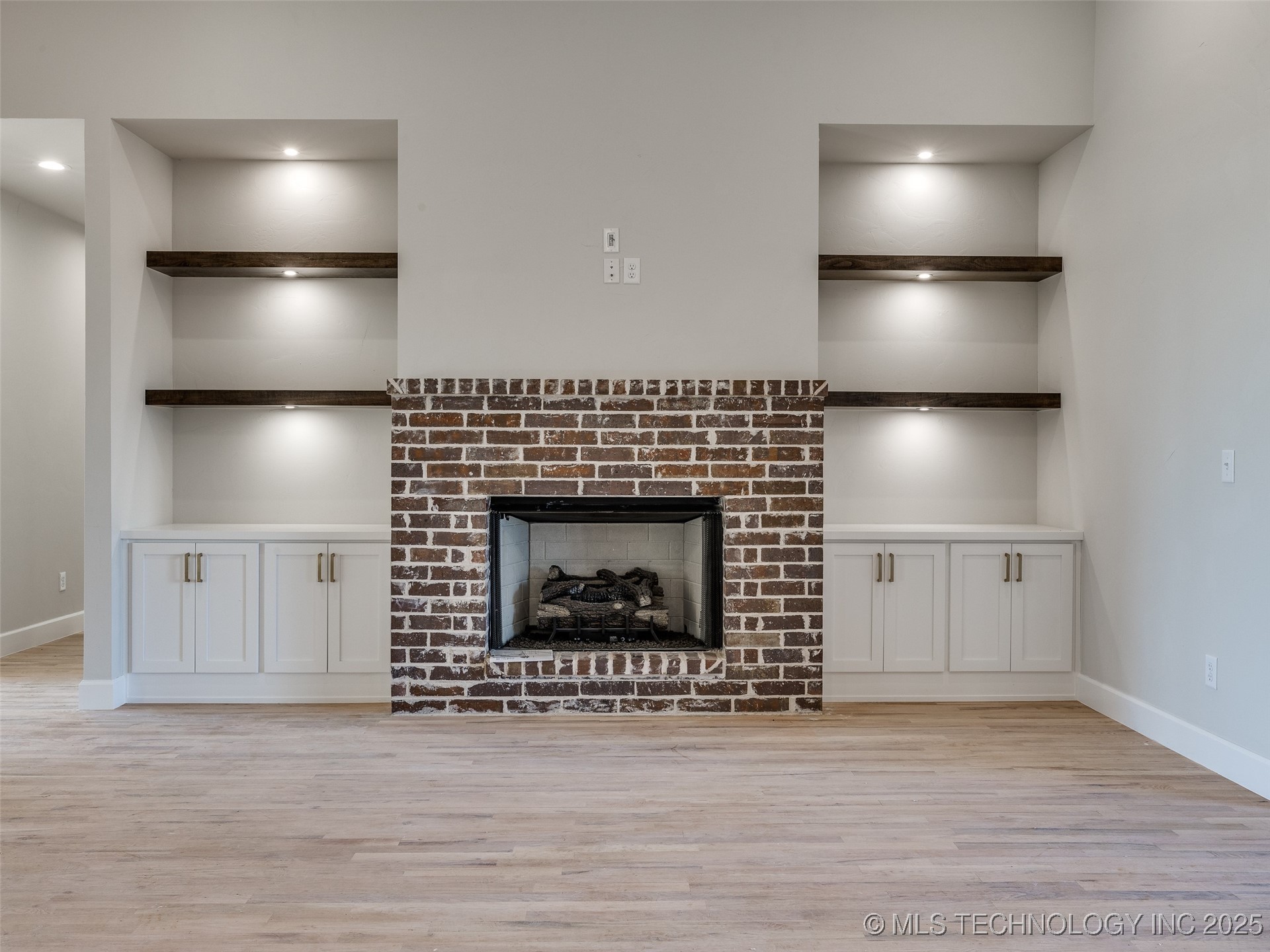 4813 E 179th Place S Property Photo 13