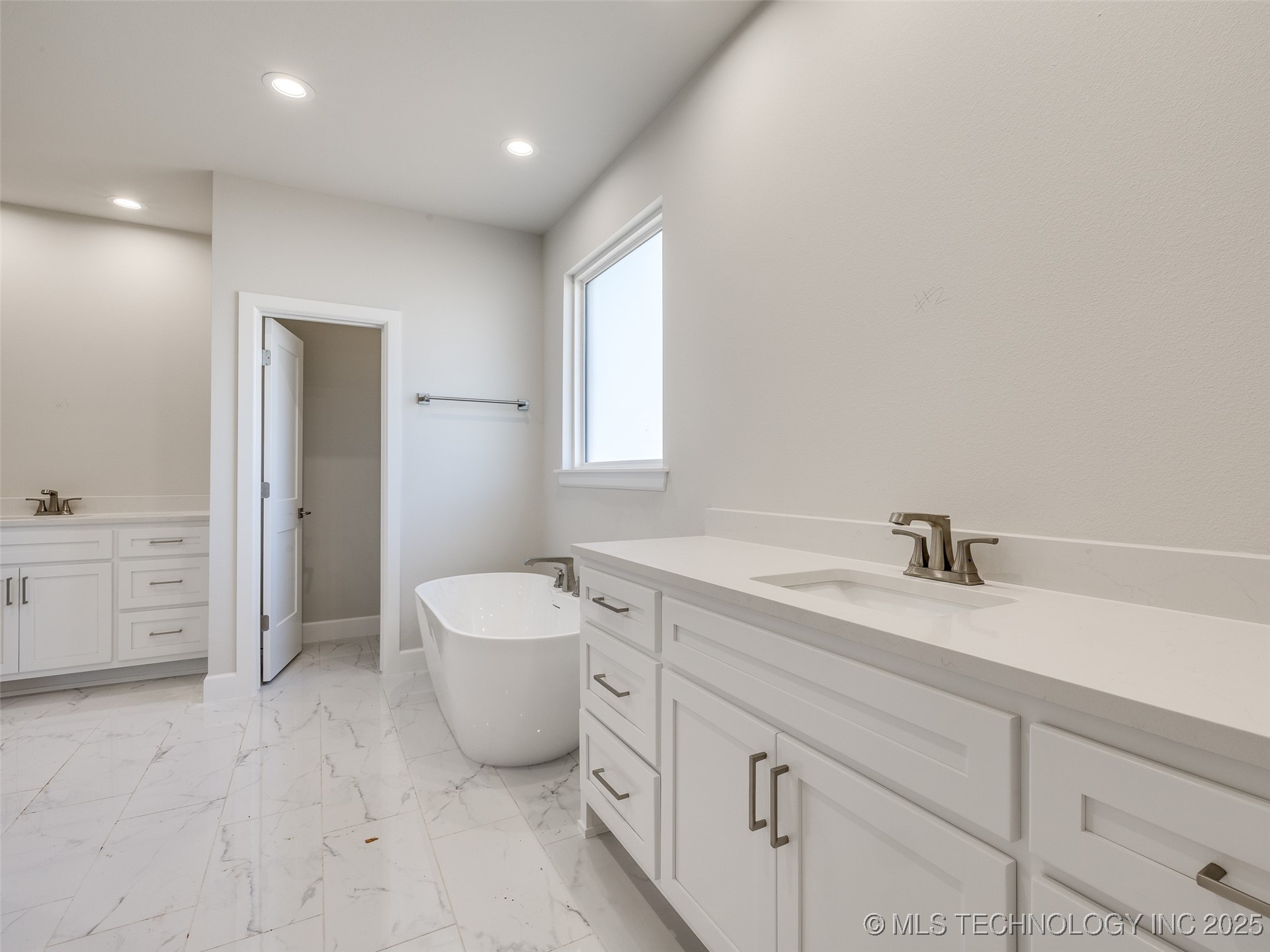 4813 E 179th Place S Property Photo 52