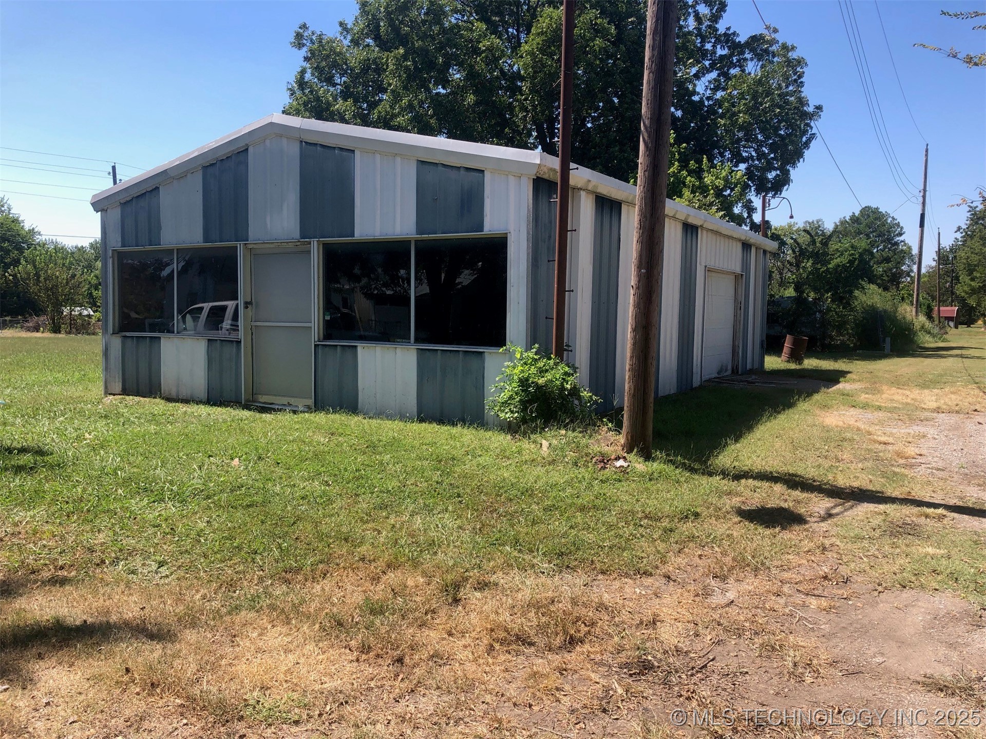 8th Property Photo