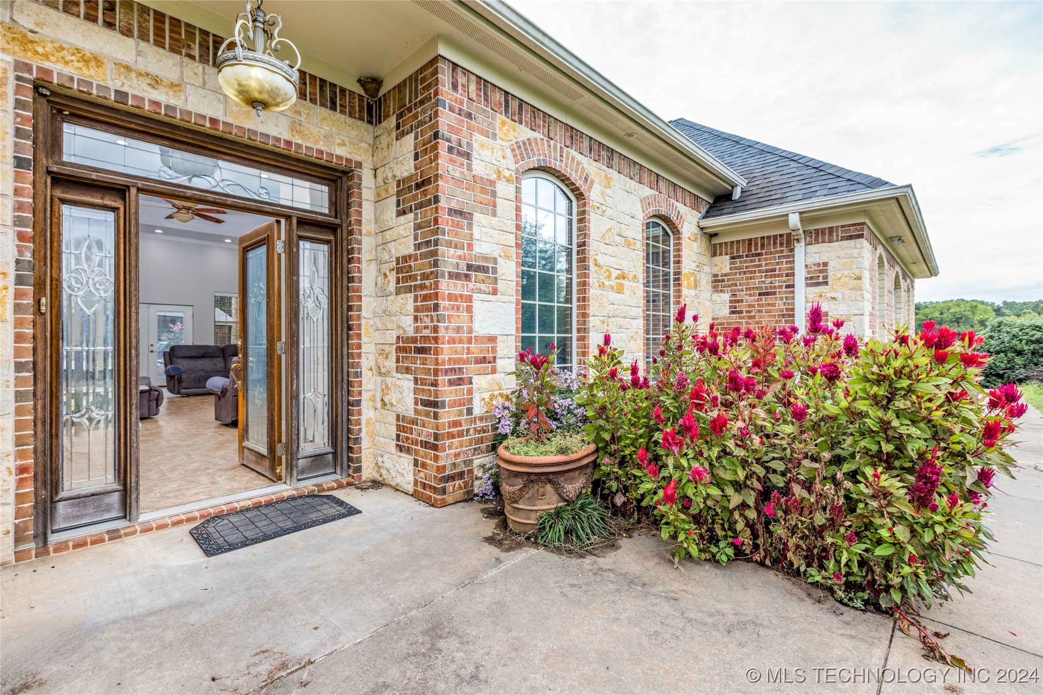12717 S Chisolm Property Photo 13