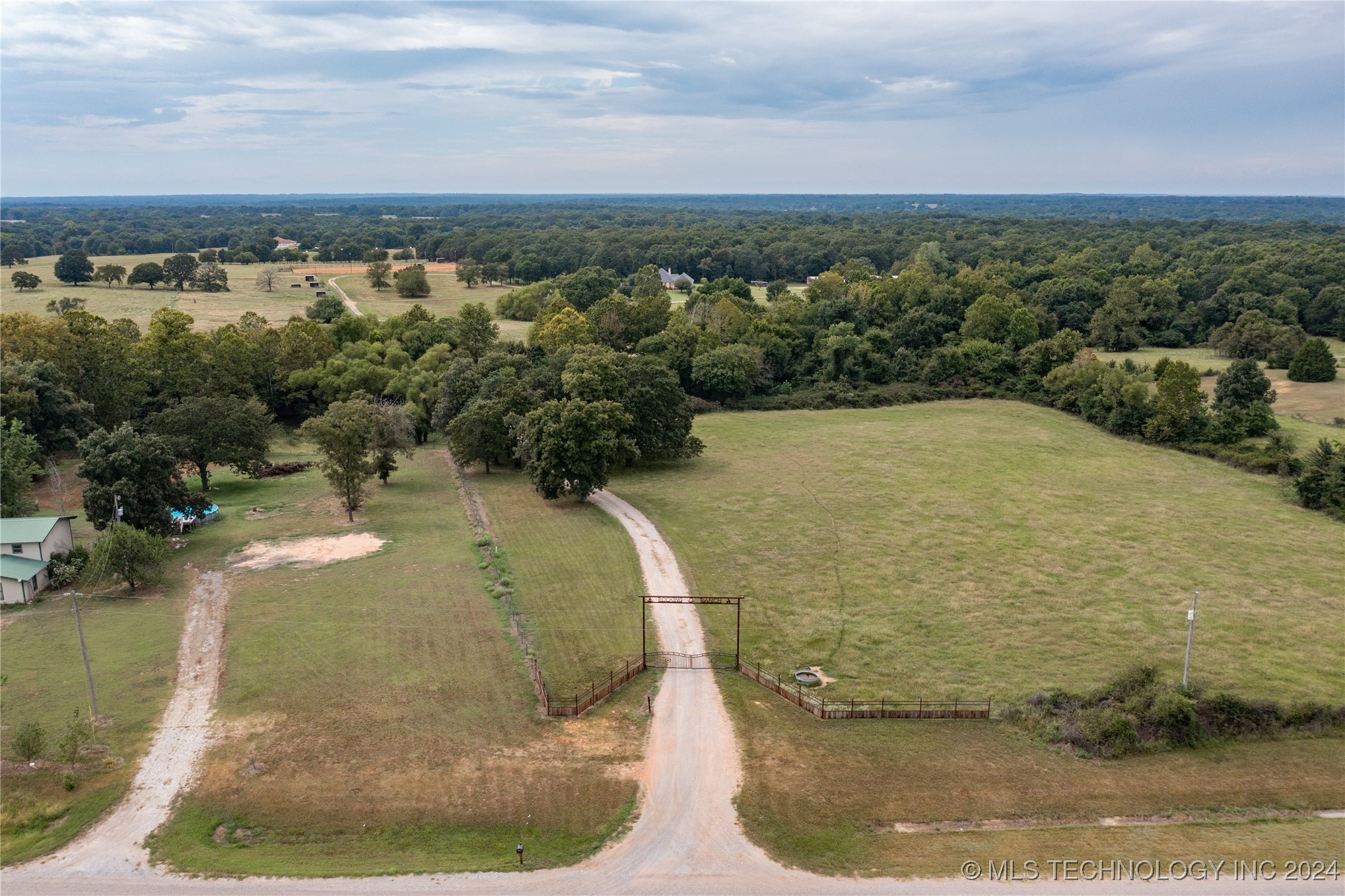 12717 S Chisolm Property Photo 73