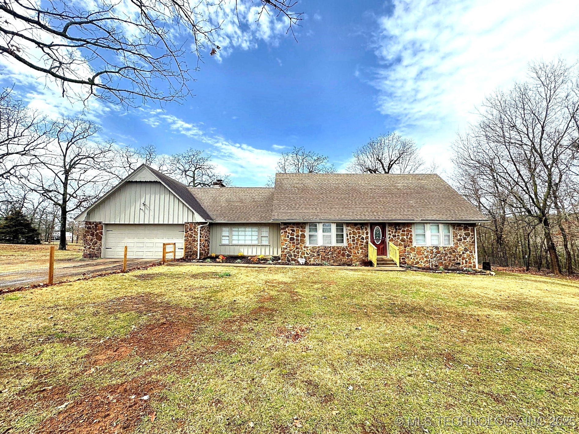 21751 Coffee Hollow Road Property Photo