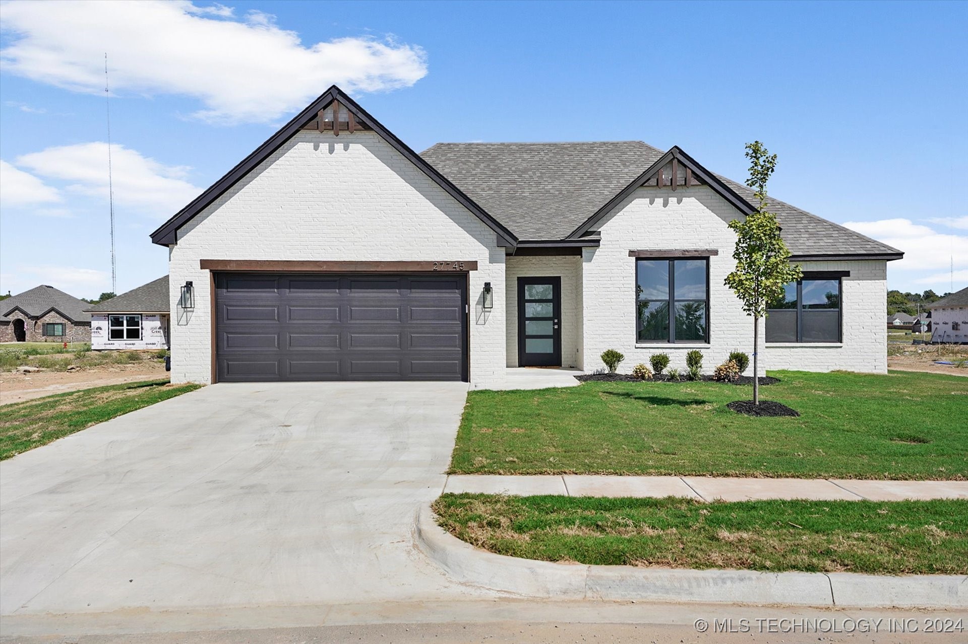 27745 E 109th Place S Property Photo