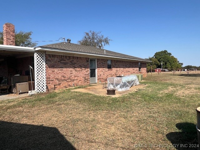 1384 Academy Road Property Photo 5