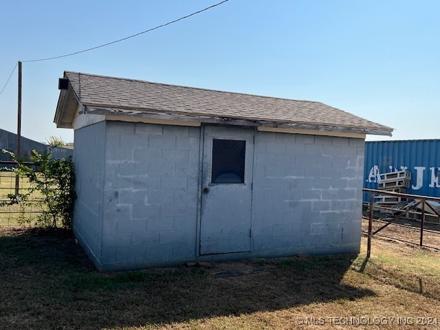 1384 Academy Road Property Photo 27