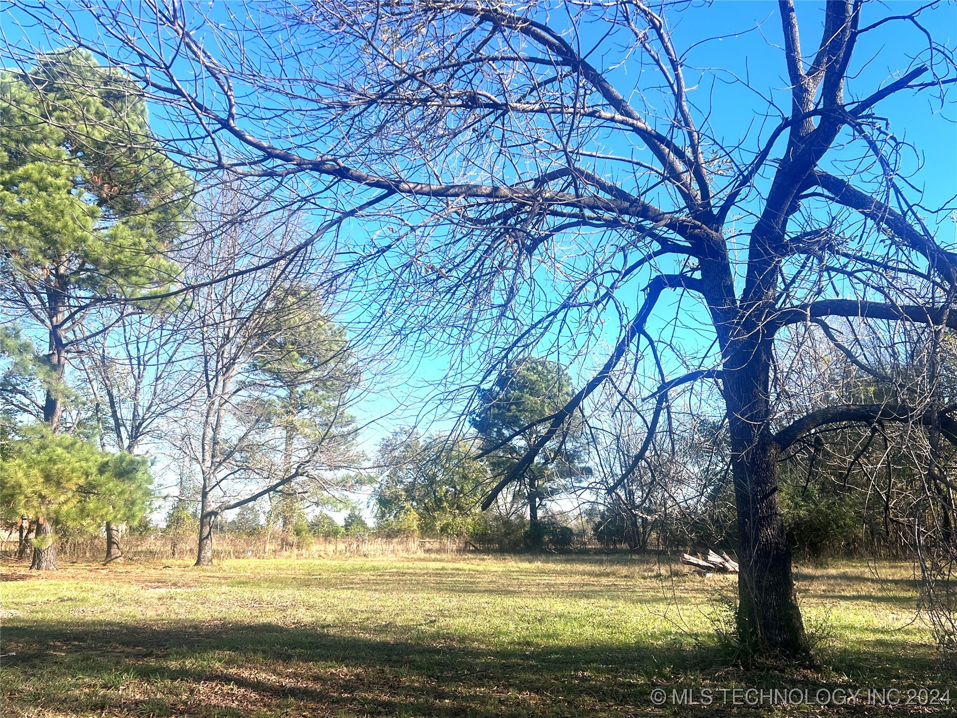 744 Harper Valley Road Property Photo 11