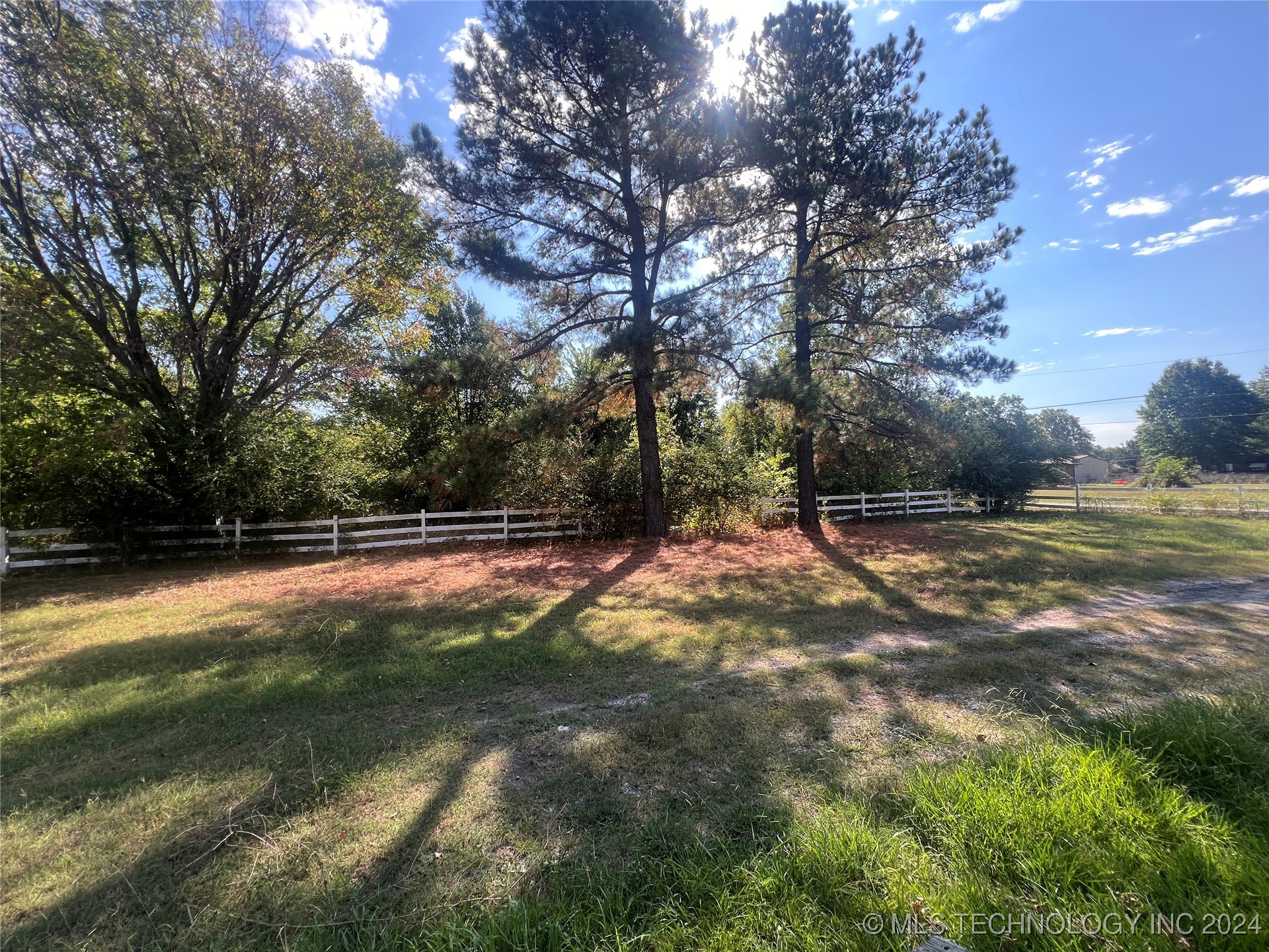 744 Harper Valley Road Property Photo 13