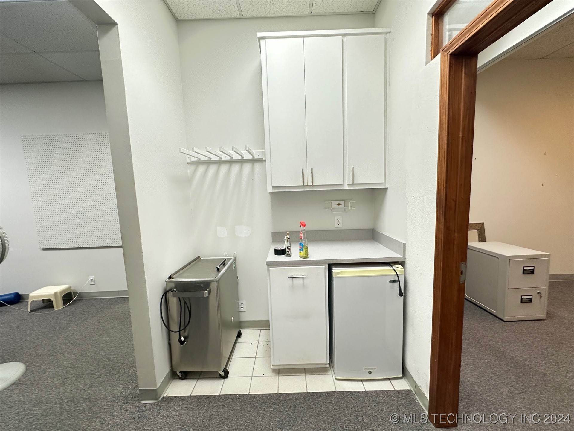 29 N Commerce Property Photo 13