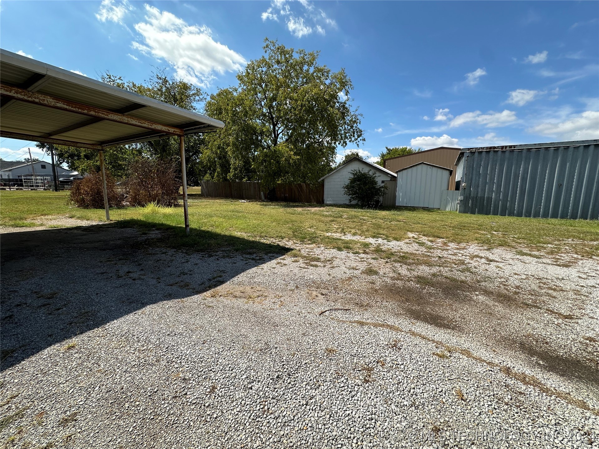 29 N Commerce Property Photo 42