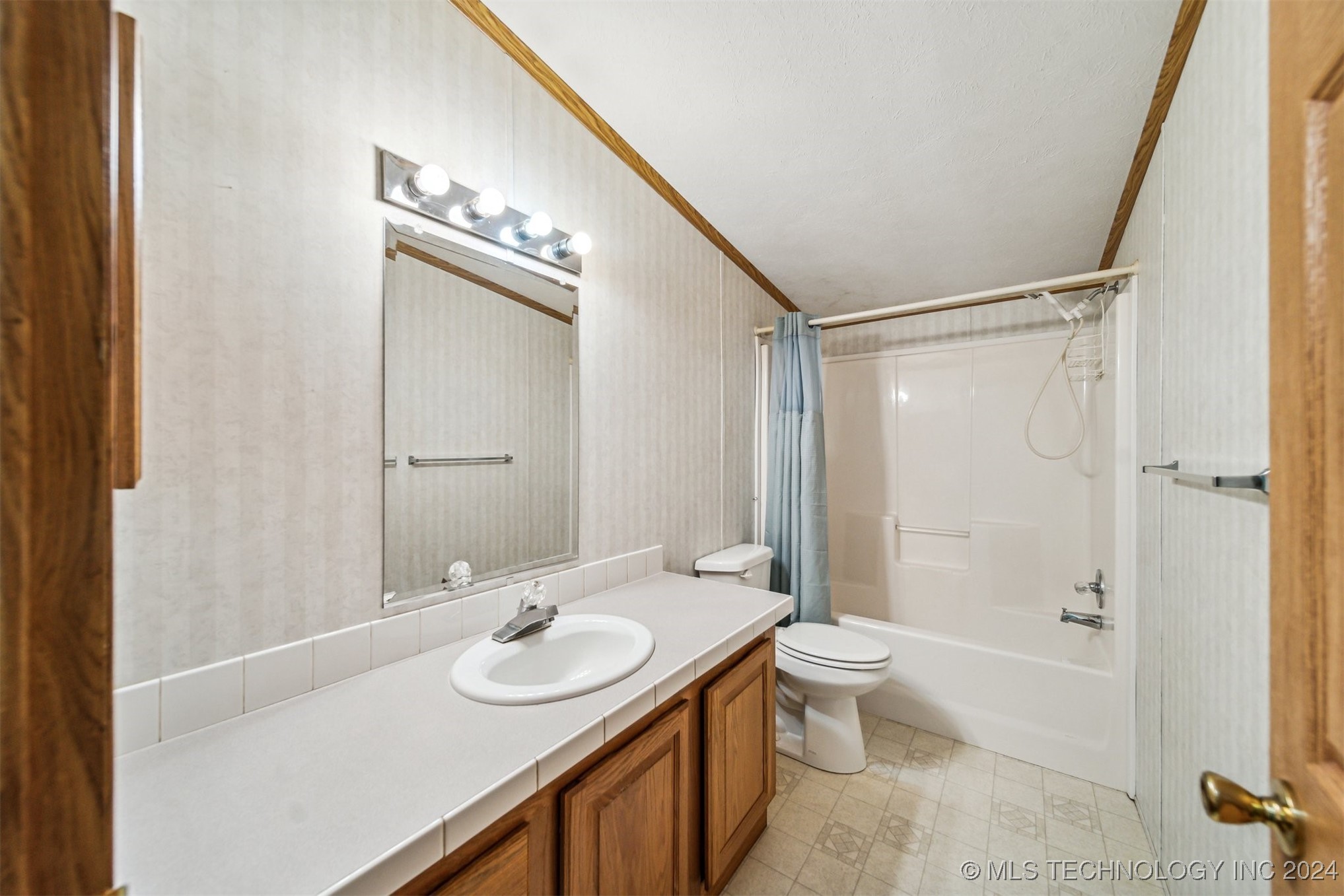908 S 479 Road Property Photo 26