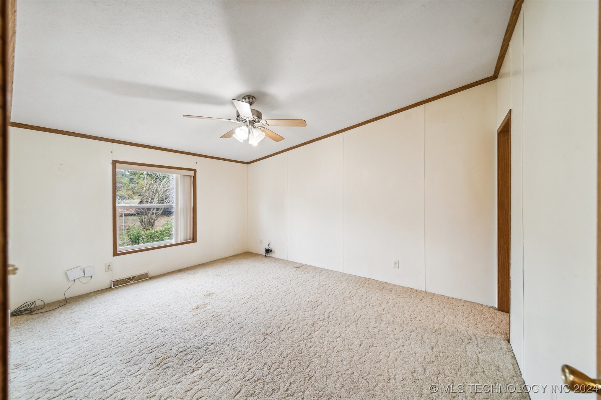 908 S 479 Road Property Photo 27