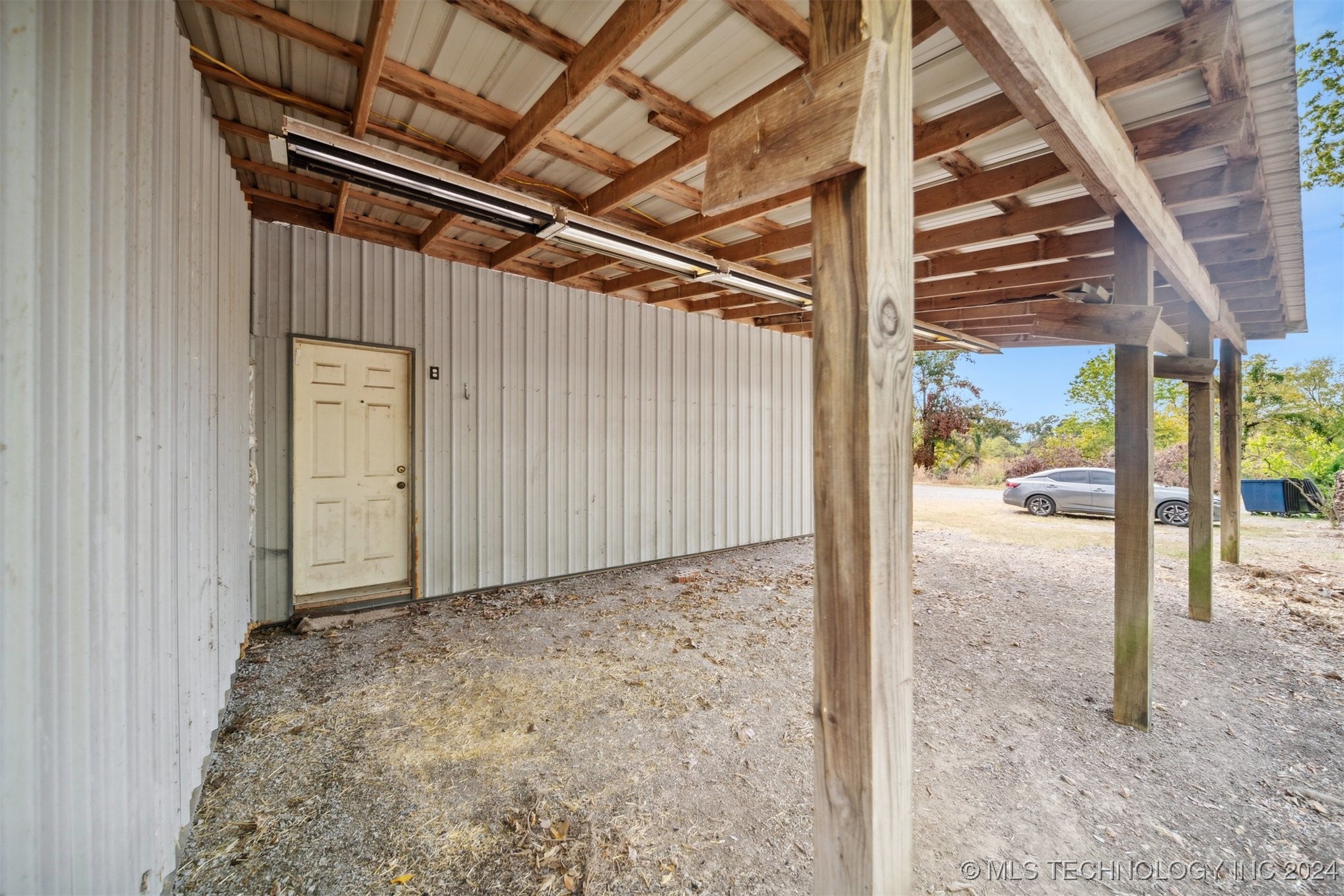 908 S 479 Road Property Photo 35
