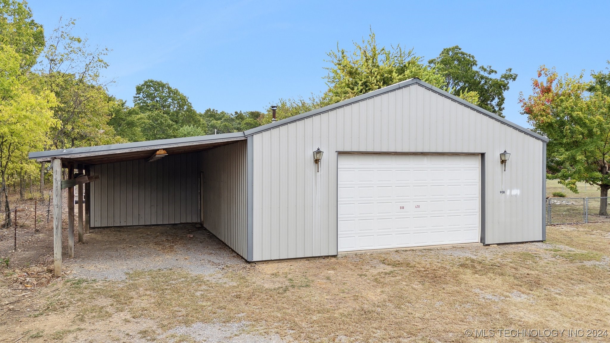 908 S 479 Road Property Photo 37