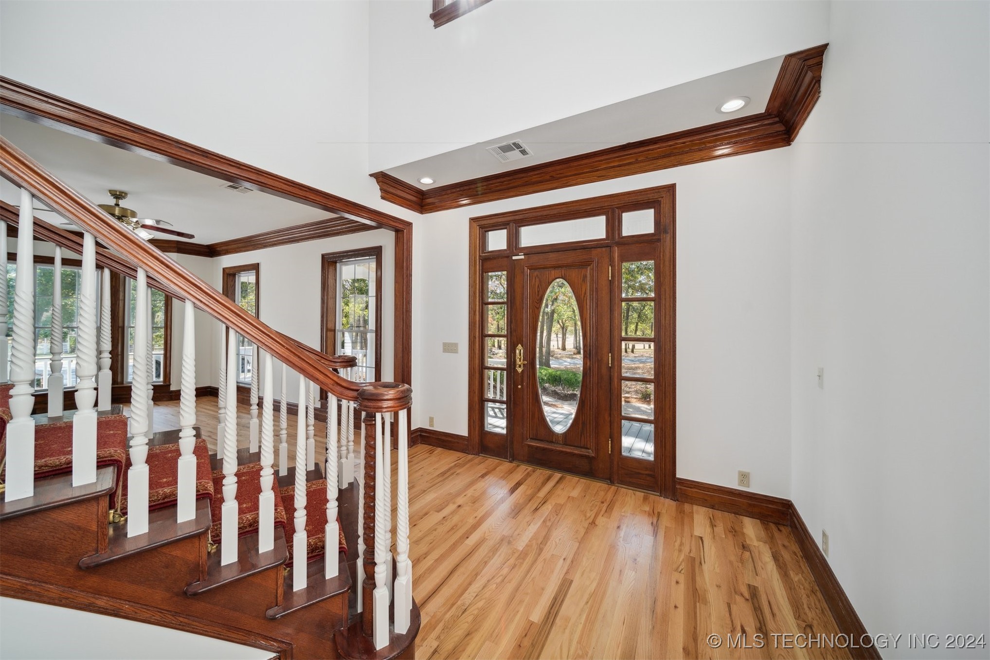 10532 E Blue Jay Lane Property Photo 6