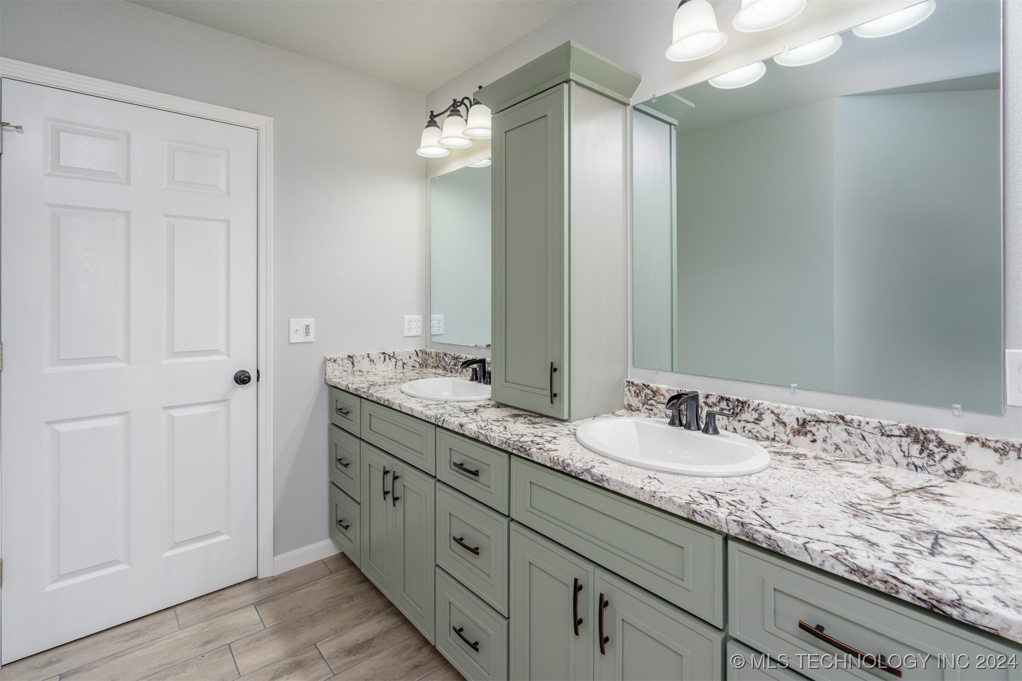 109014 N County Road 3750 Property Photo 21
