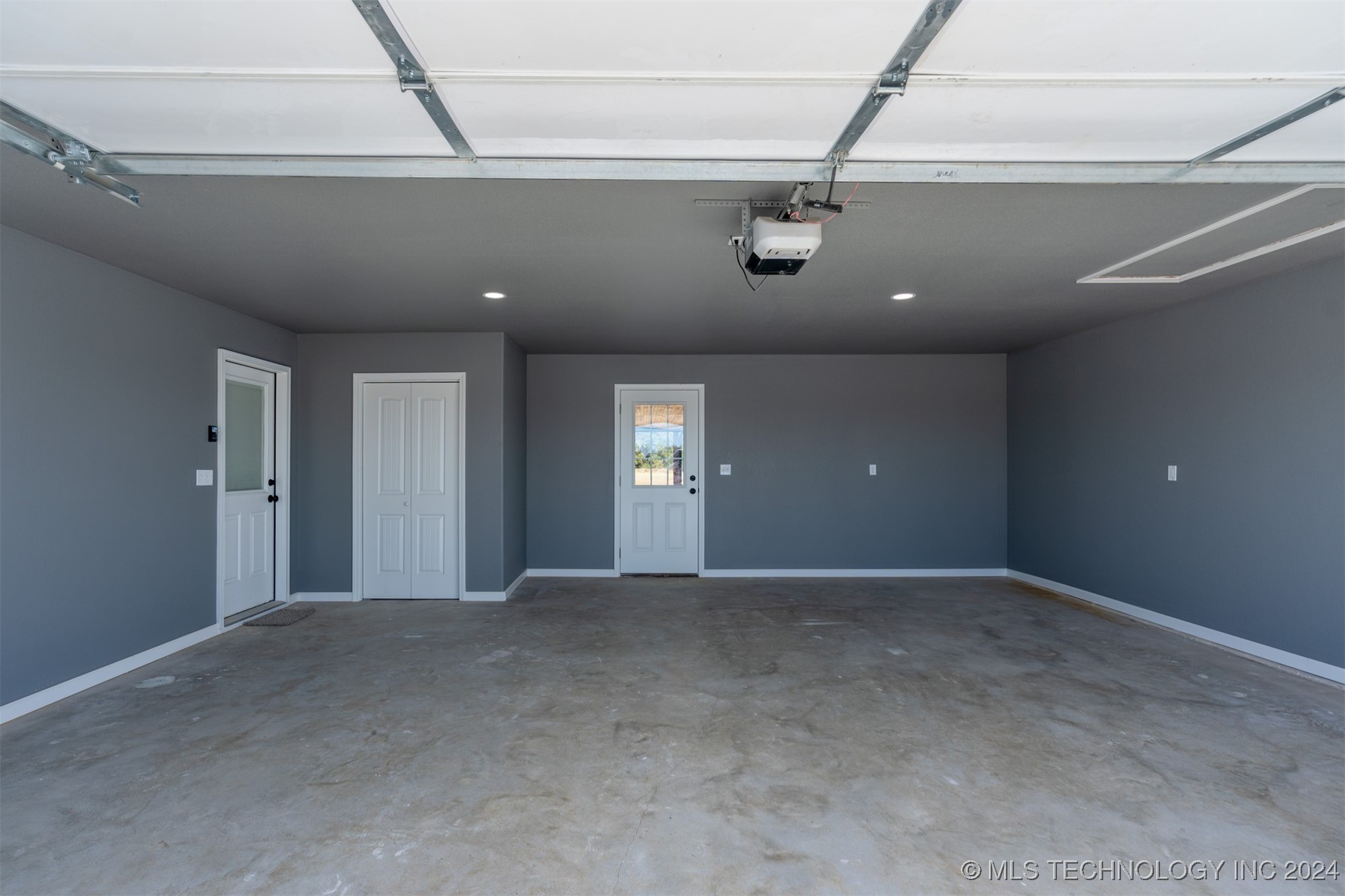109014 N County Road 3750 Property Photo 31