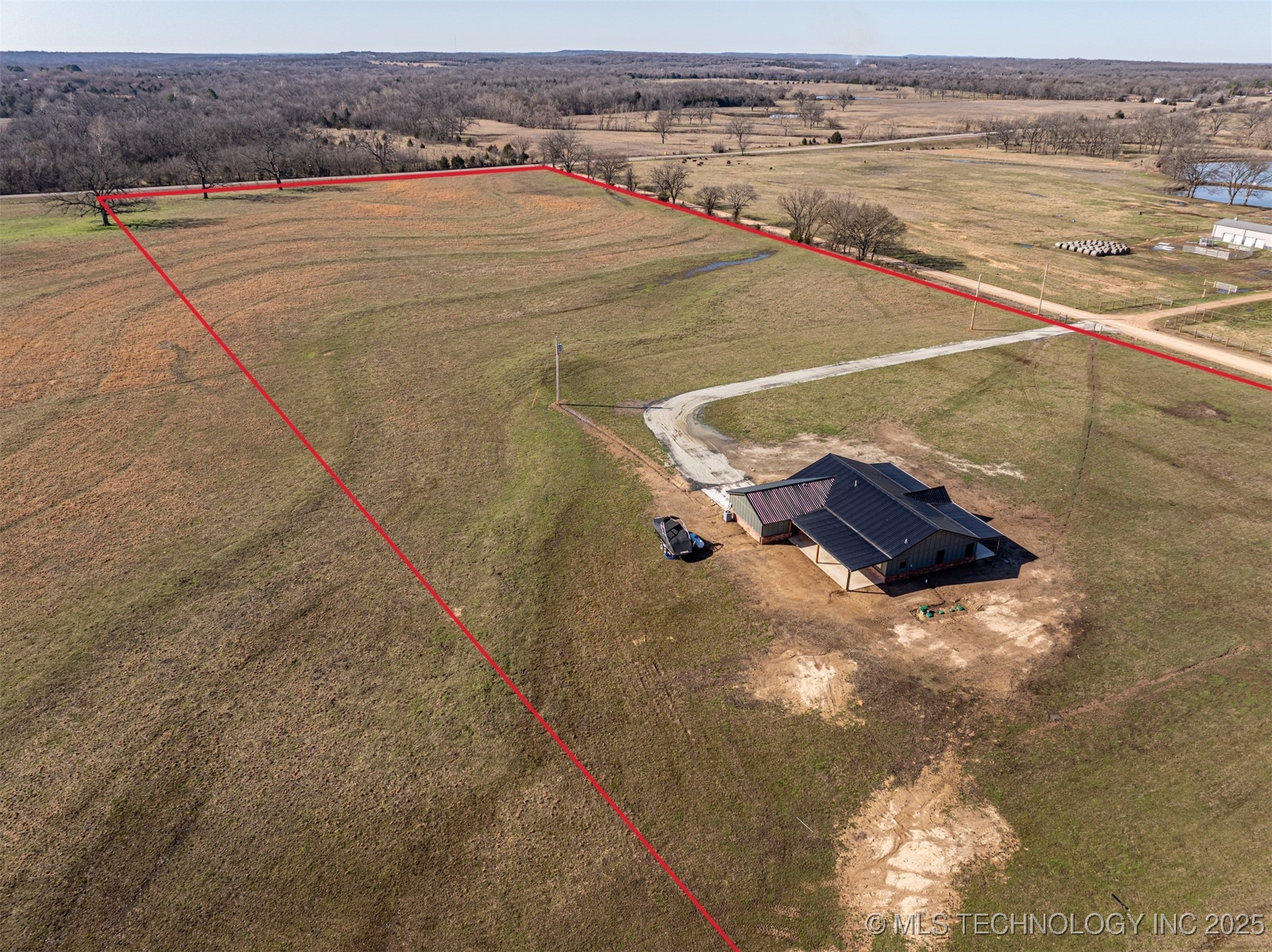 109014 N County Road 3750 Property Photo 35