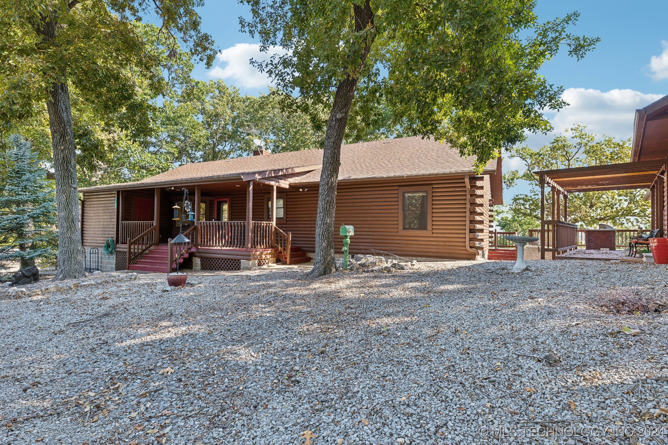5342 E 524 Road Property Photo