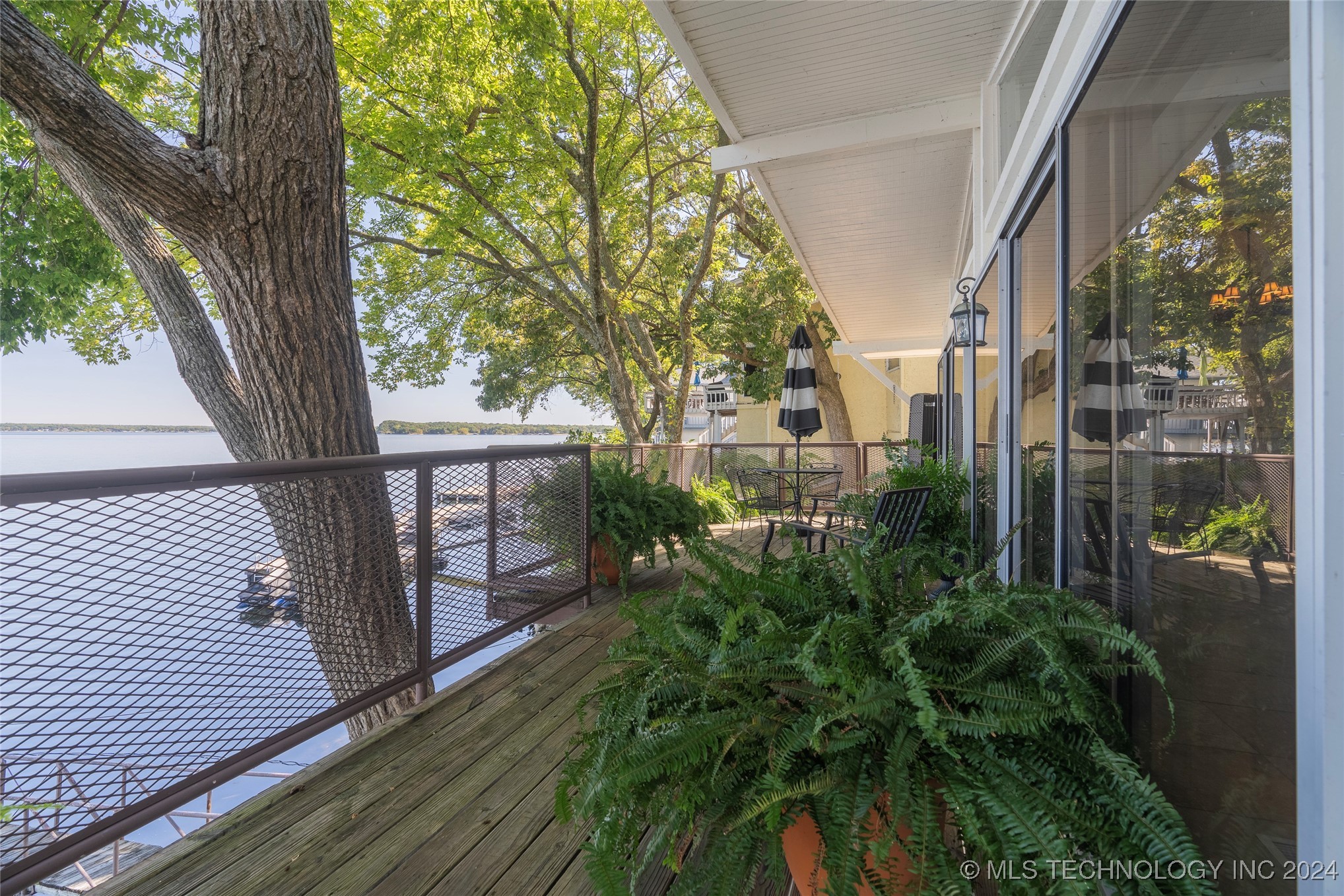 35766 Grand Point Street Property Photo 5