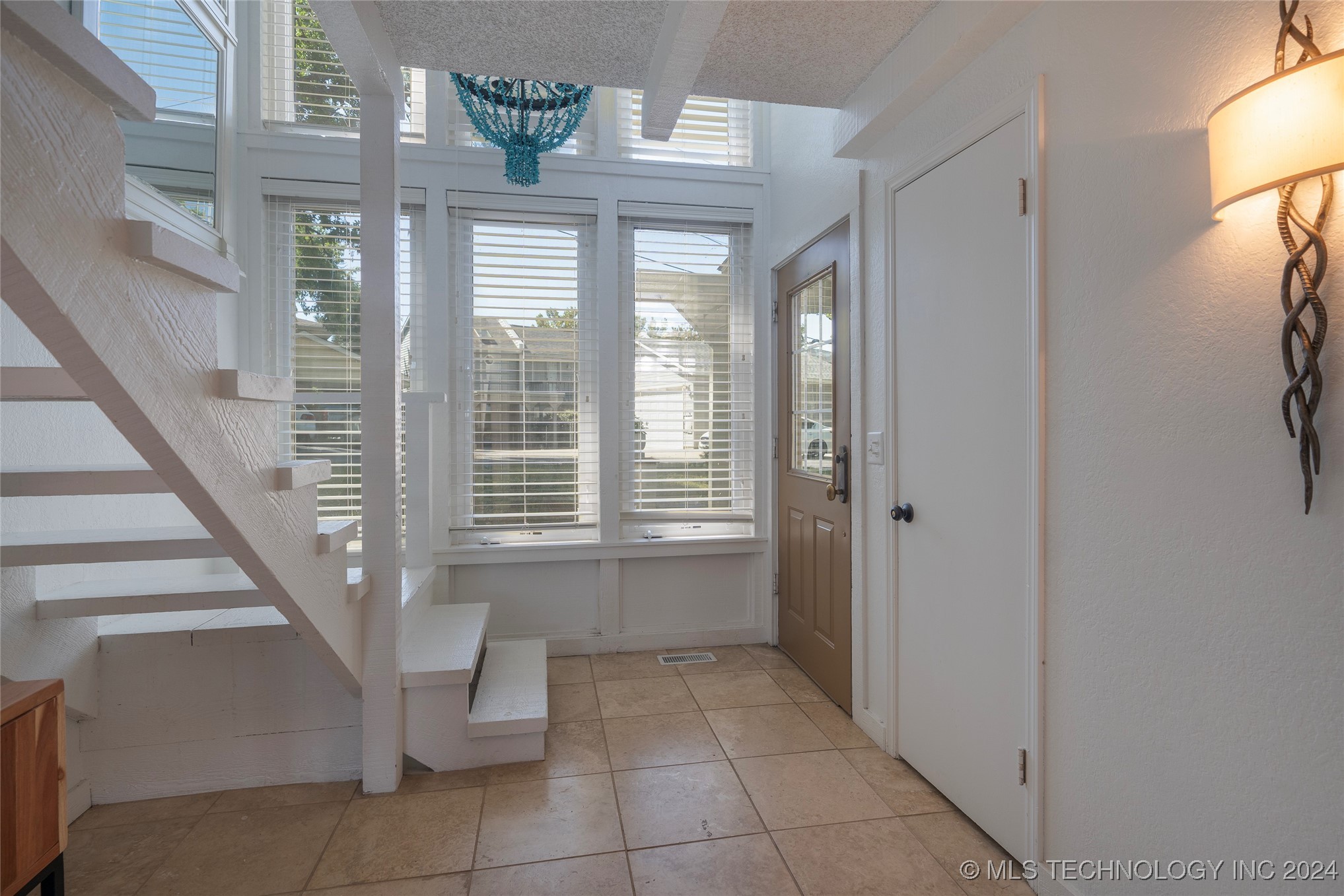 35766 Grand Point Street Property Photo 15