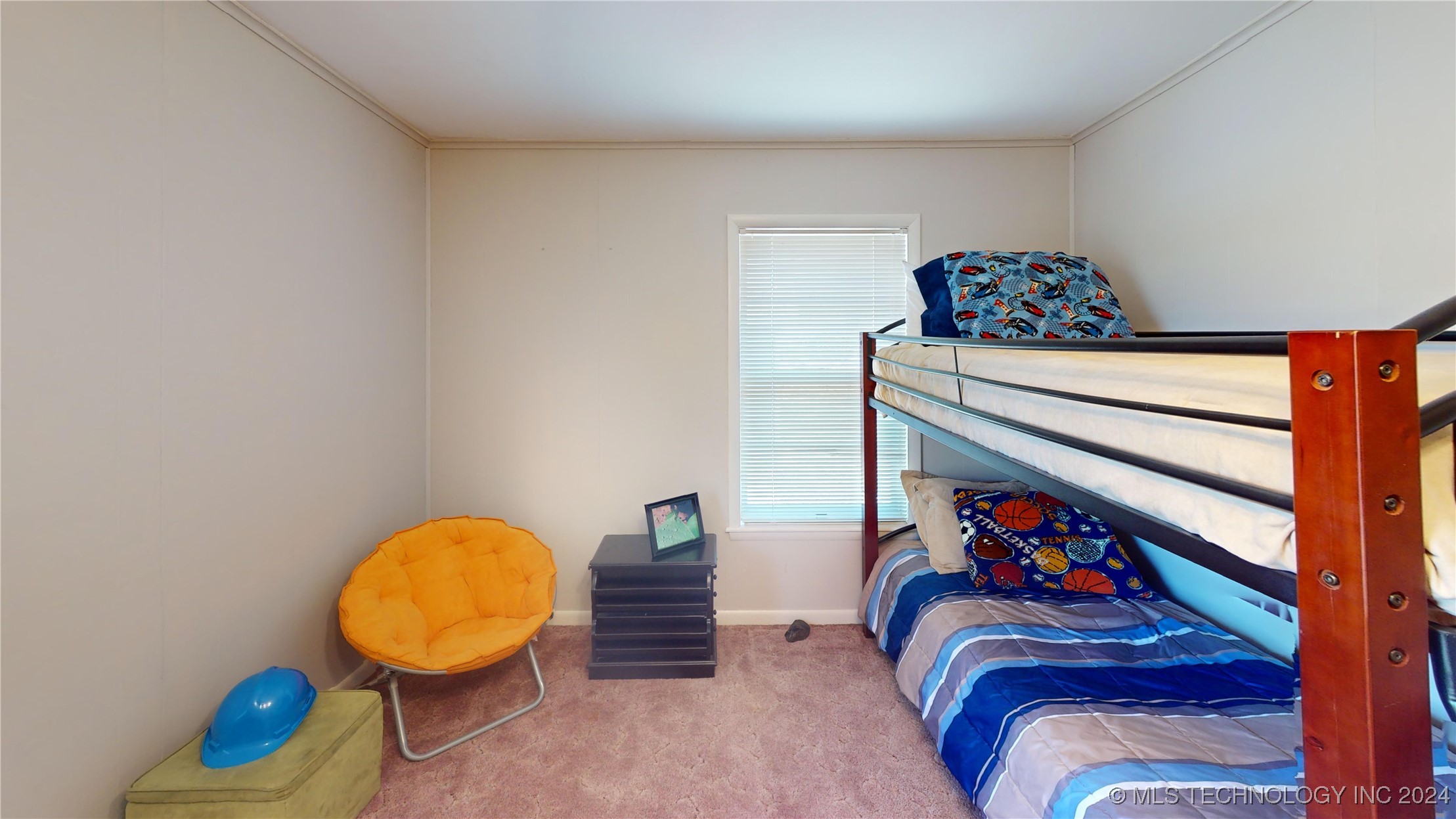 5057 E 425 Road Property Photo 9