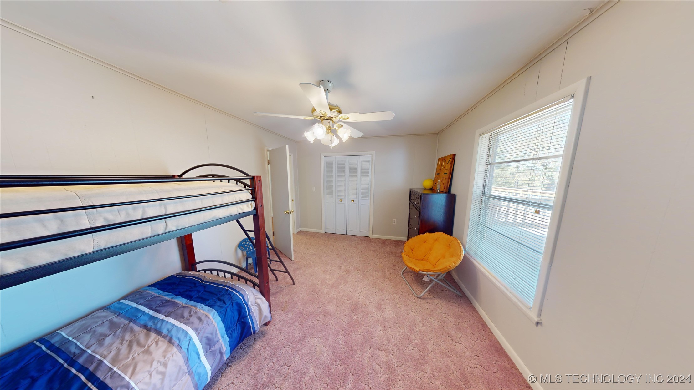 5057 E 425 Road Property Photo 10