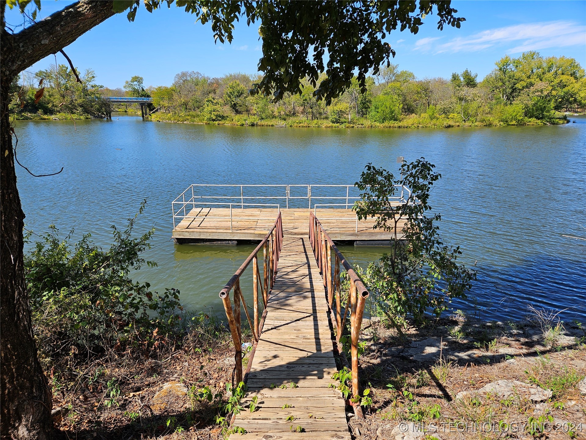 5057 E 425 Road Property Photo 22