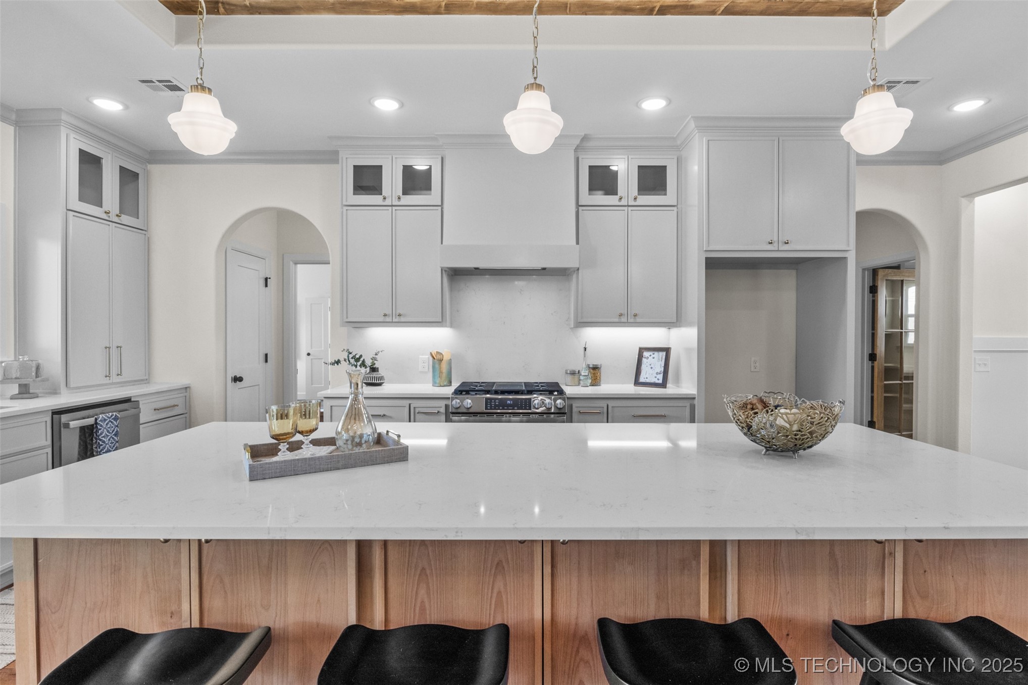 21221 S 4120 Road Property Photo 16
