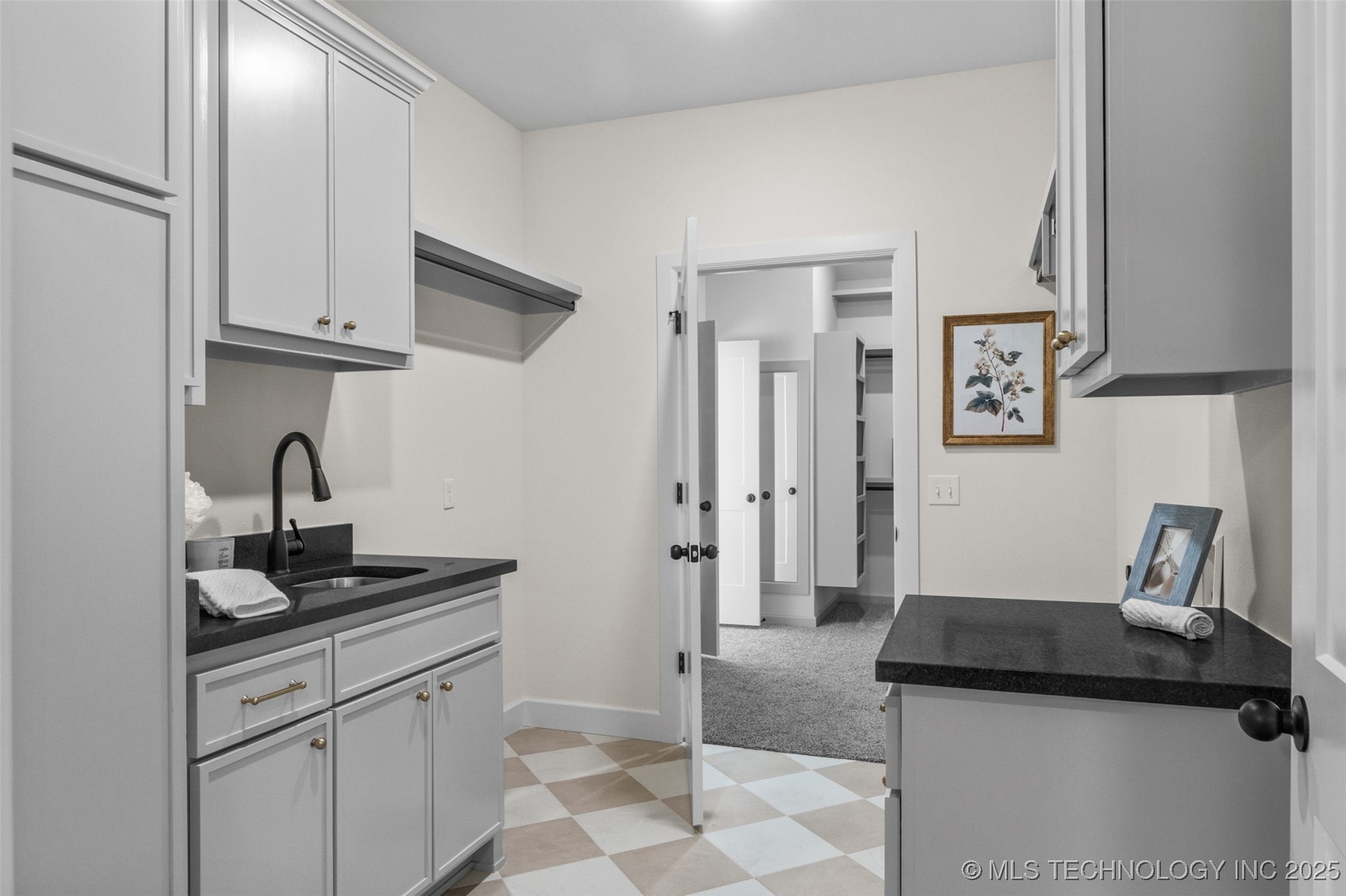 21221 S 4120 Road Property Photo 32