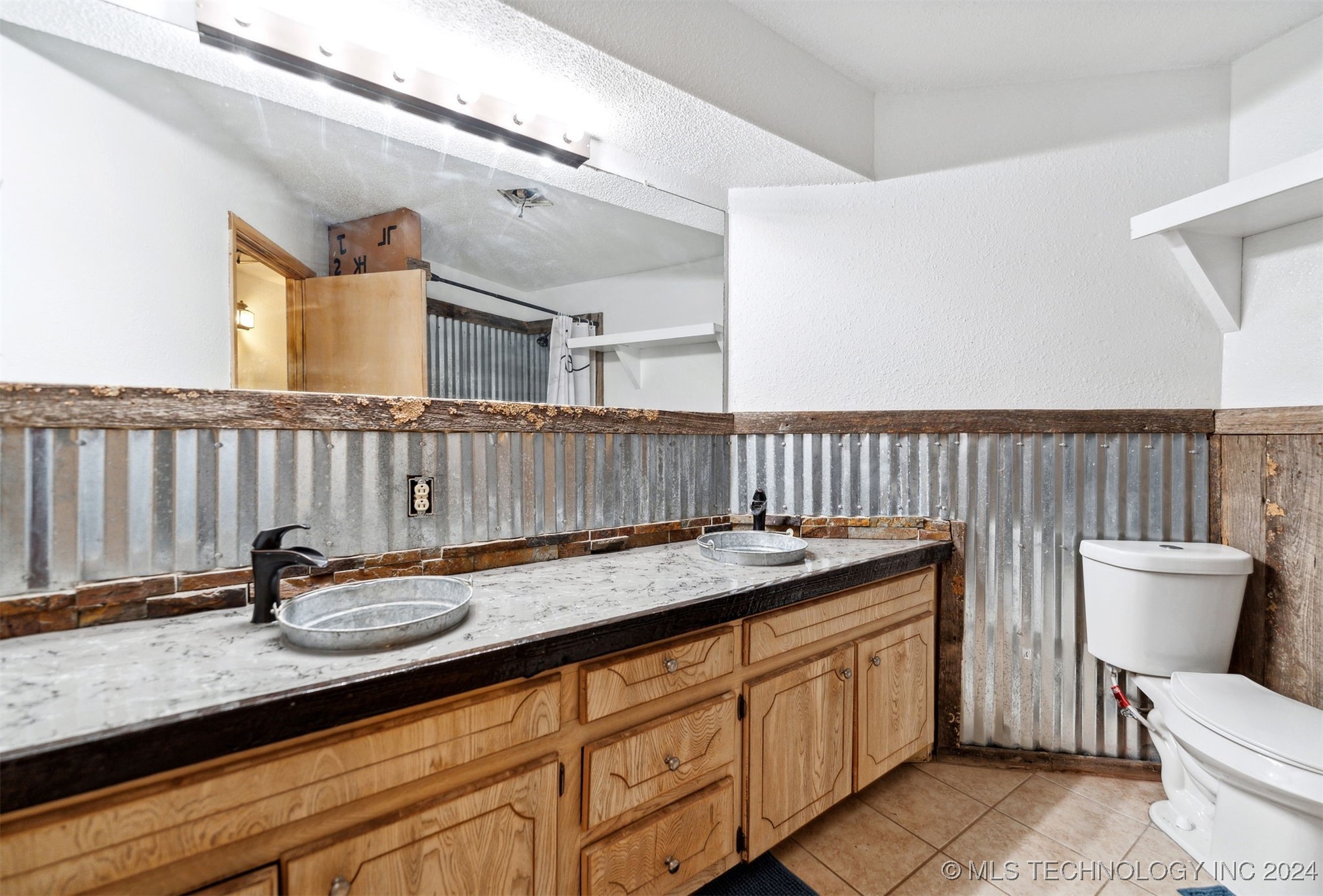 186751 N 4180 Road Property Photo 9