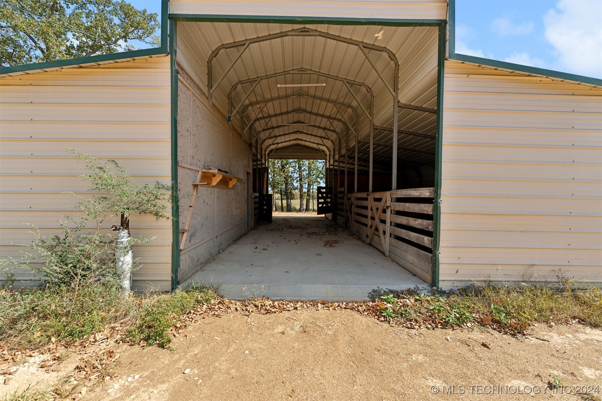 186751 N 4180 Road Property Photo 22