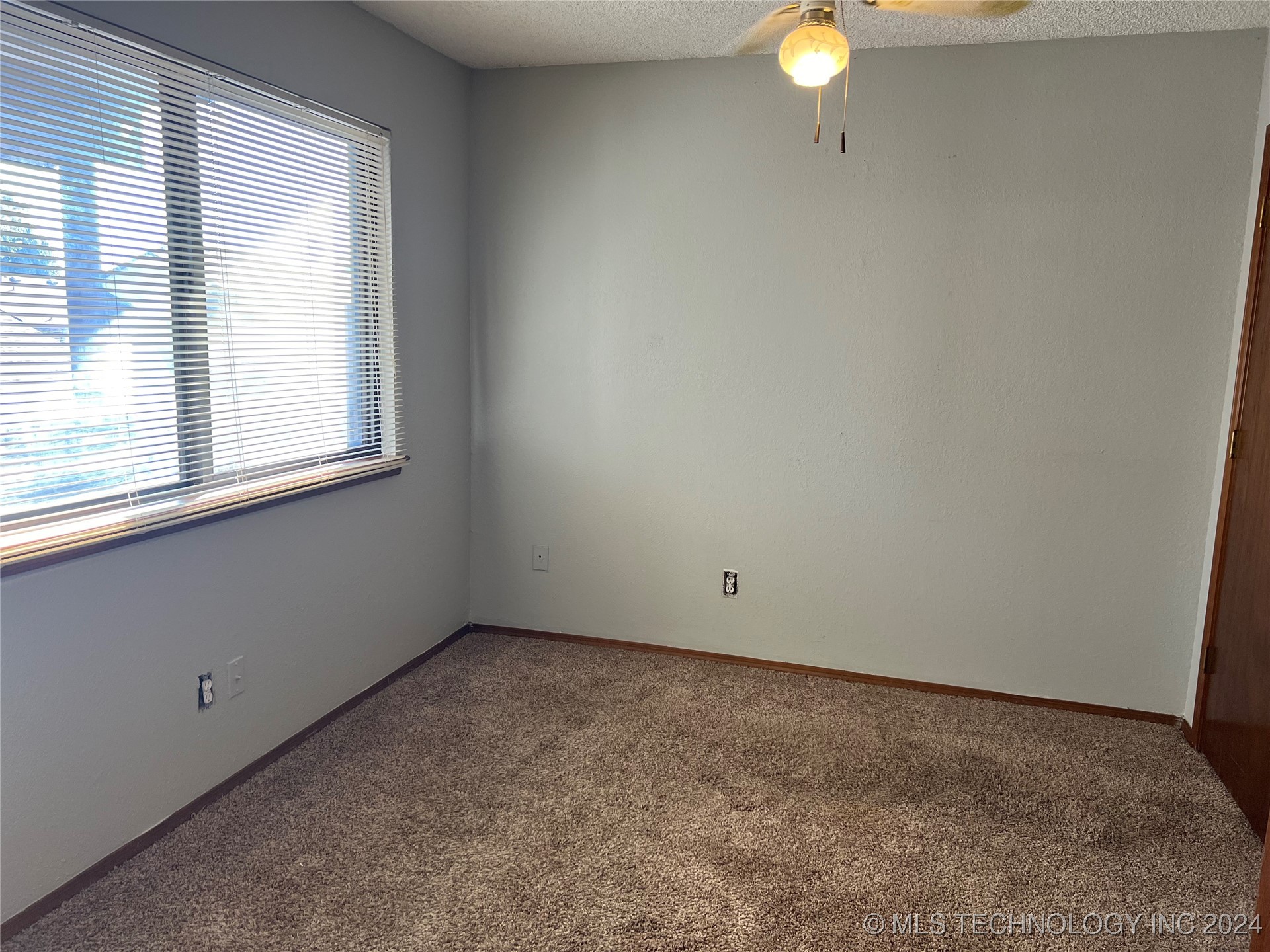 11021 E 13th Street 44-3c Property Photo 13