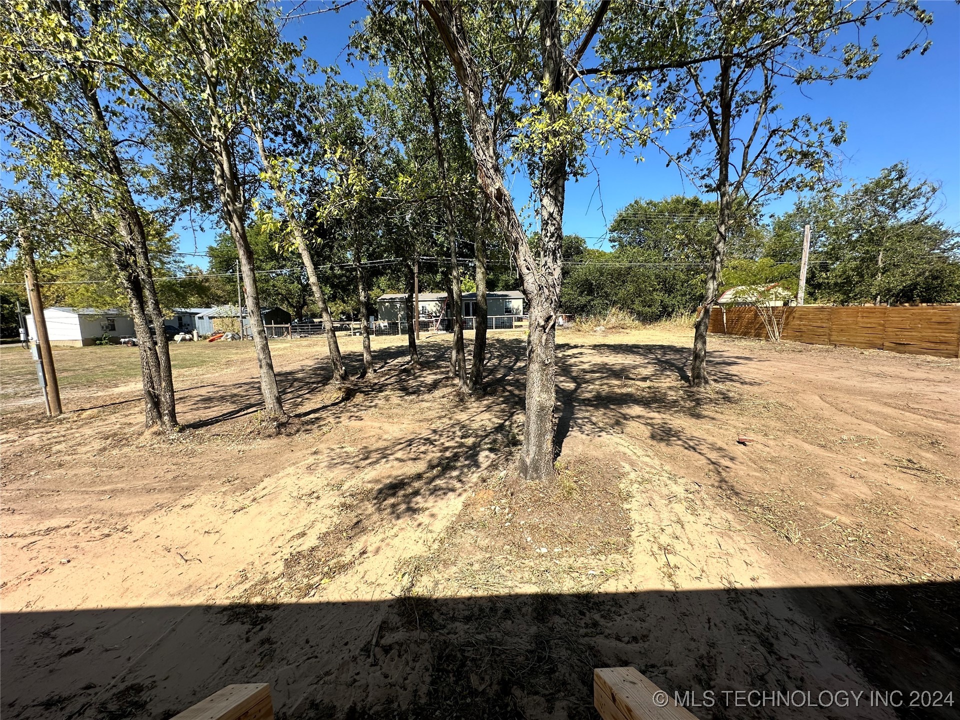 411 W Beech Street Property Photo 4