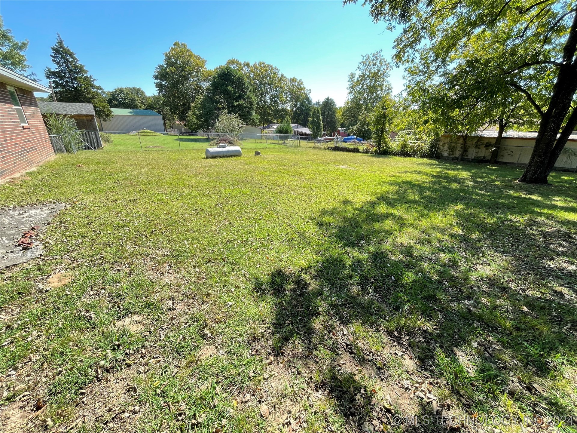 743 Lakeview Property Photo 6