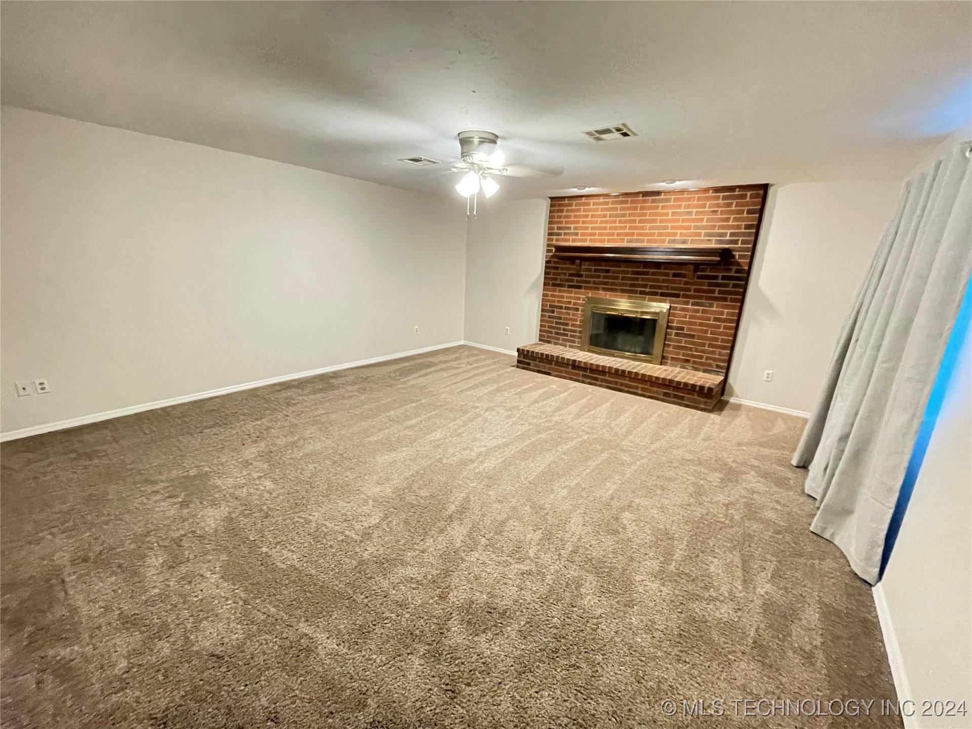 743 Lakeview Property Photo 20