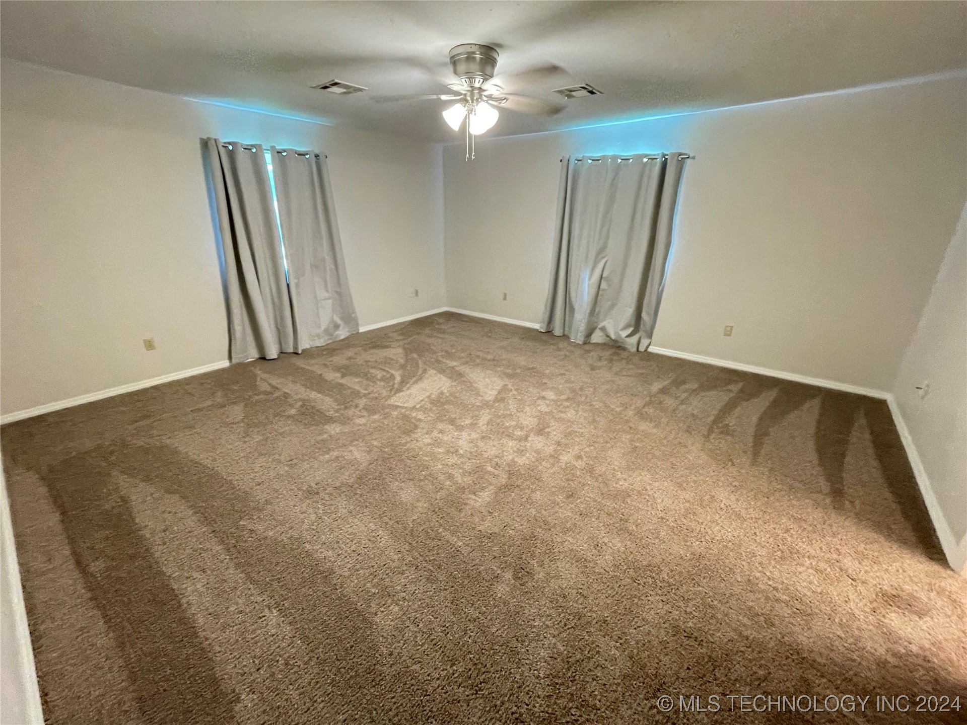 743 Lakeview Property Photo 24