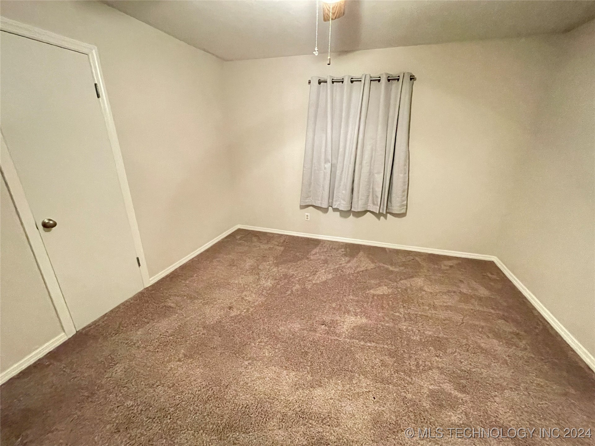 743 Lakeview Property Photo 32