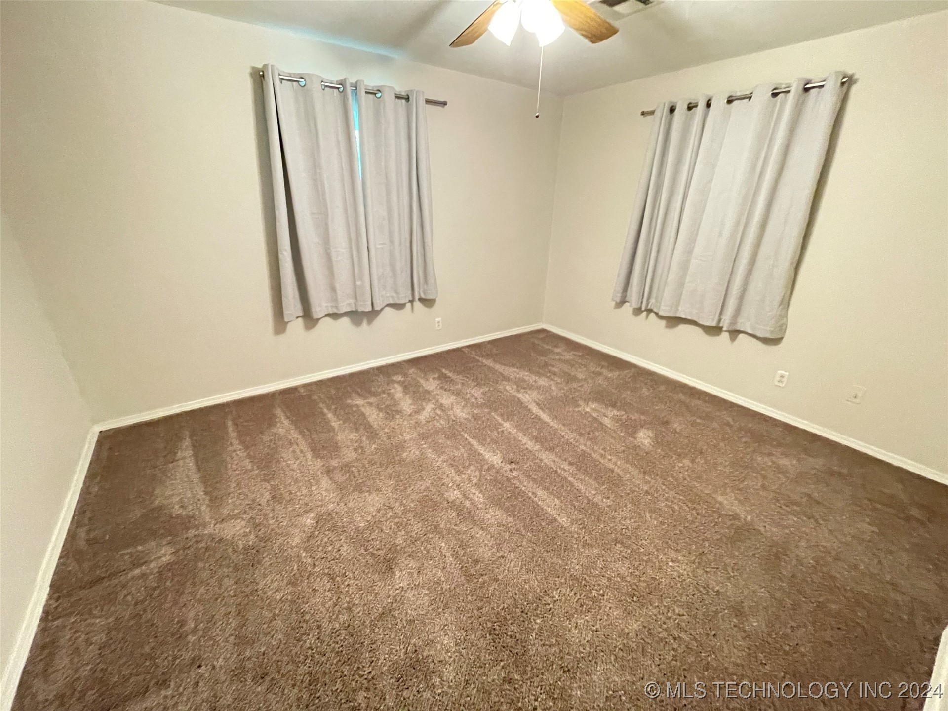 743 Lakeview Property Photo 33