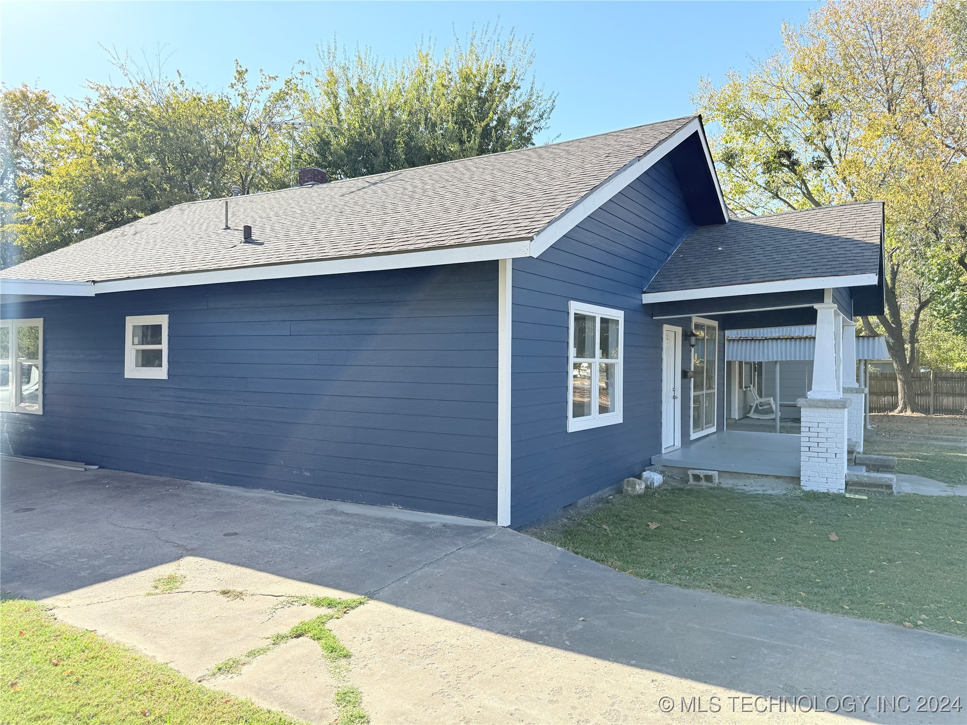 1507 E Okmulgee Street Property Photo 4